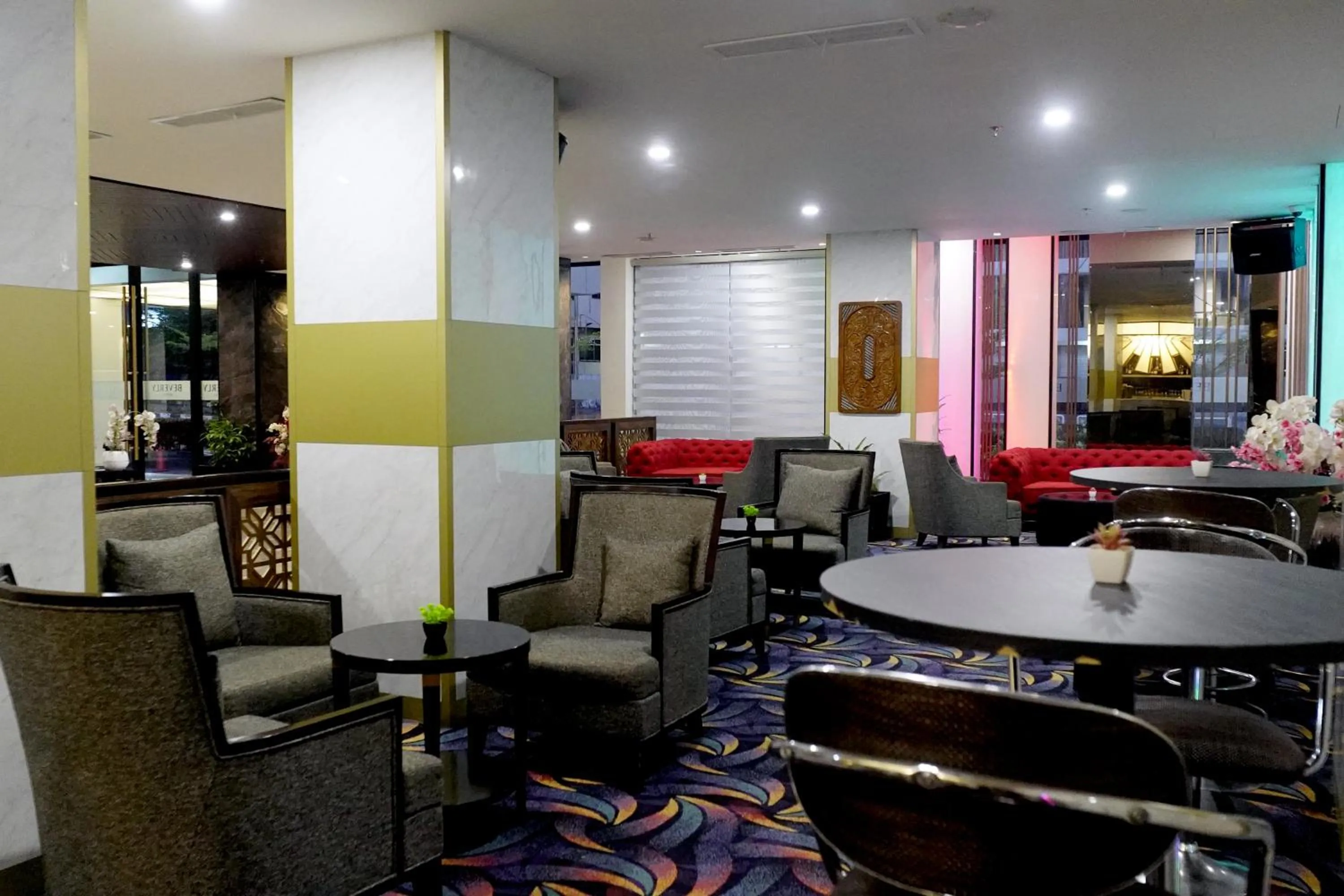 Lounge or bar in Beverly Hotel Batam