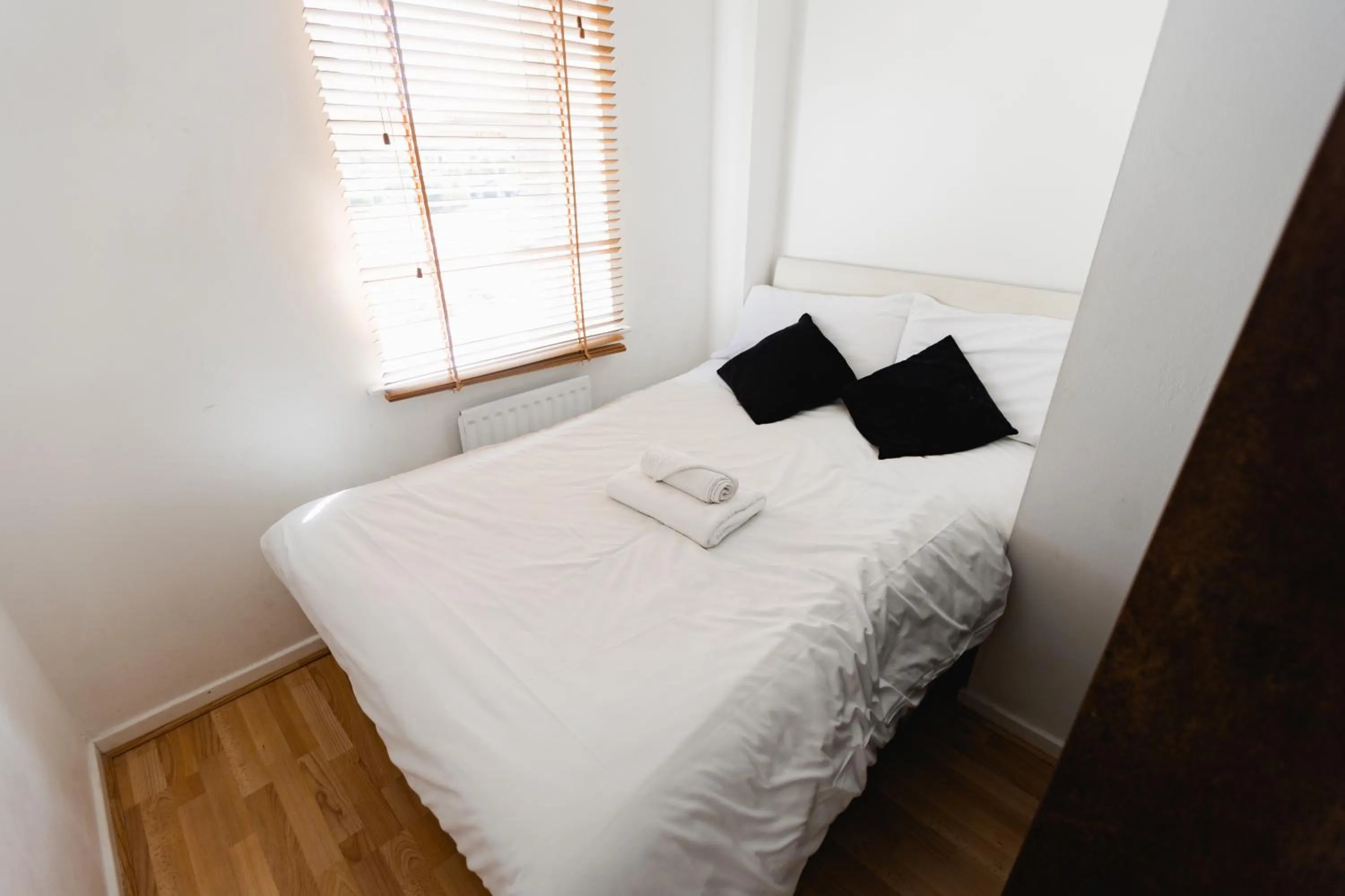 Bed in Hullidays Victora Dock- refurbished 2024