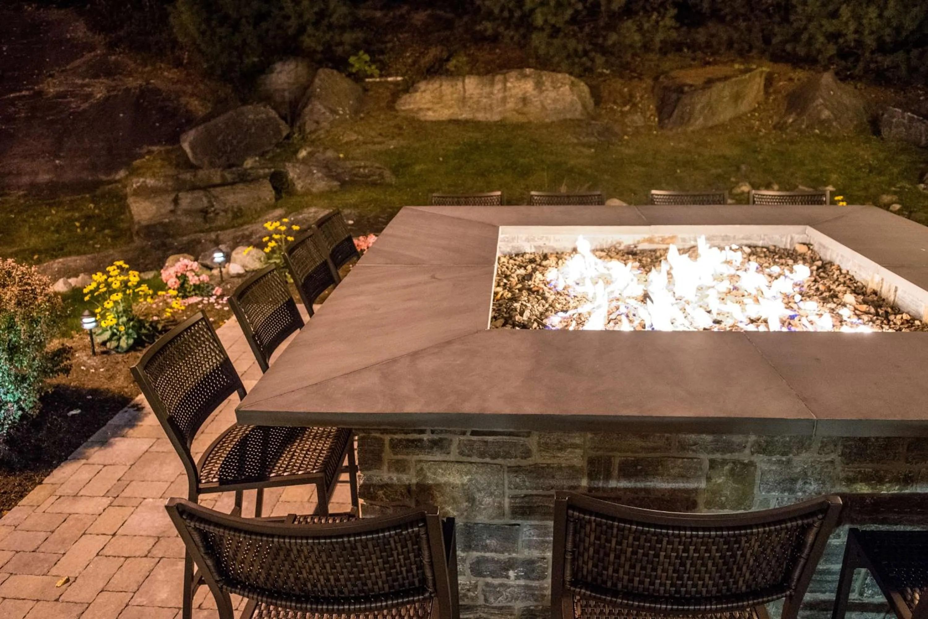 Patio in Hampton Inn & Suites Lake George