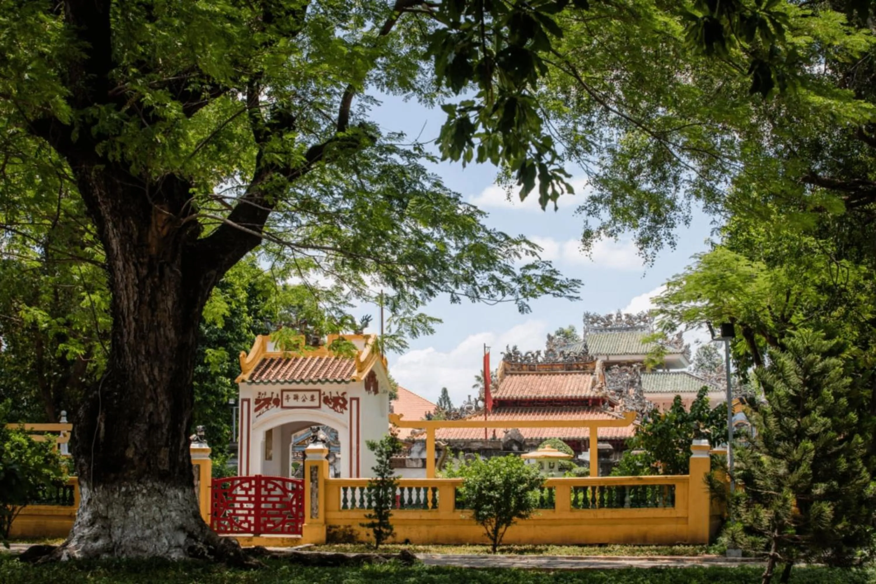 Nearby landmark in The Bloom Pham Viet Chanh - Modern Living Space in Saigon - A Top Choice for Western Travelers