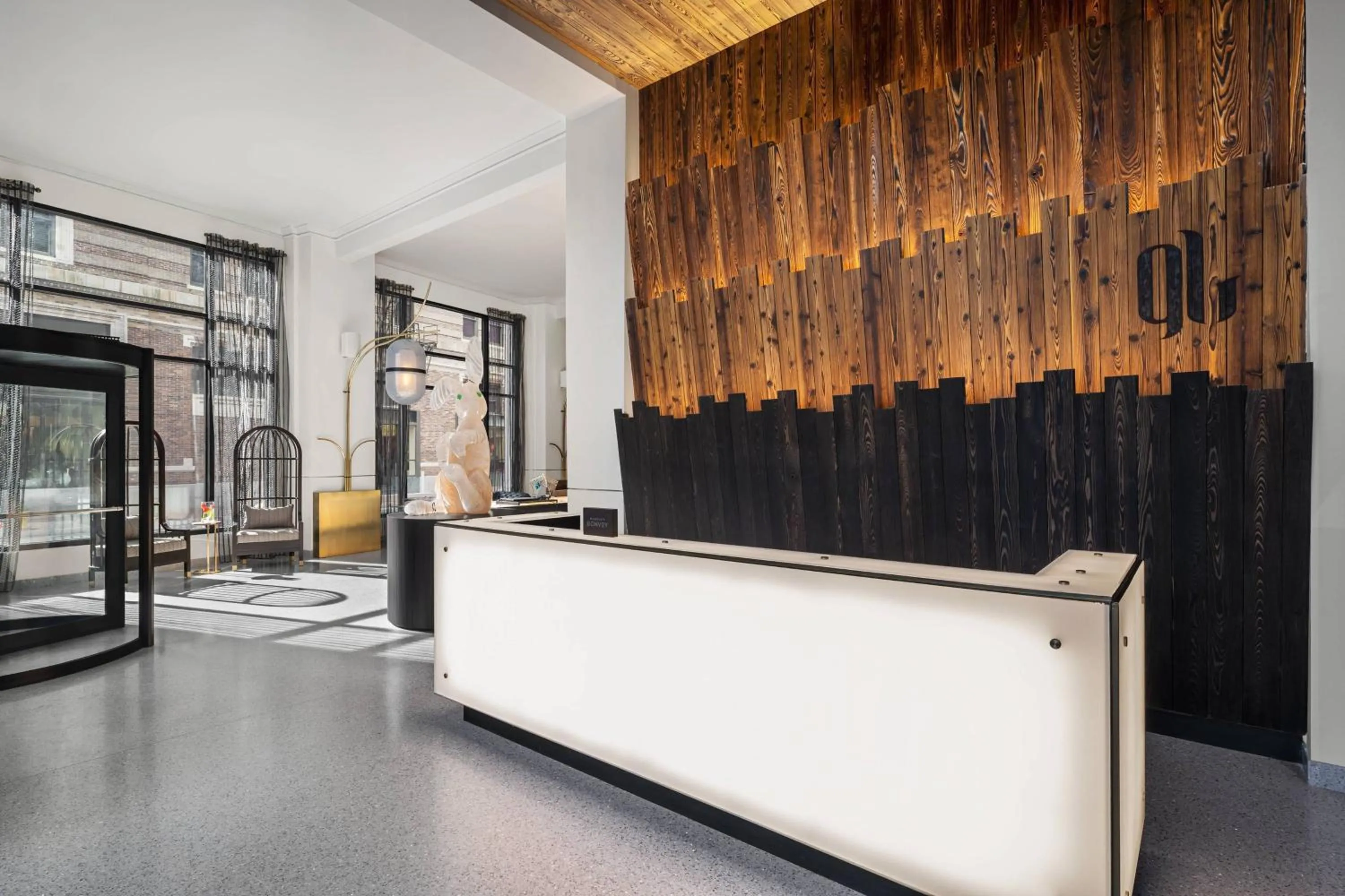 Lobby or reception in Glass Light Hotel & Gallery, Autograph Collection