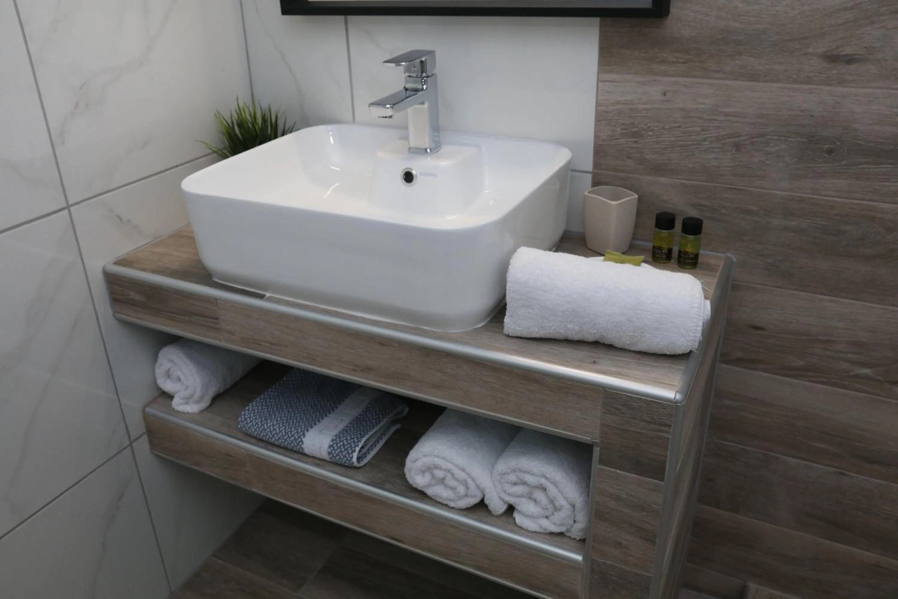 Bathroom in Luxor Premium Suites