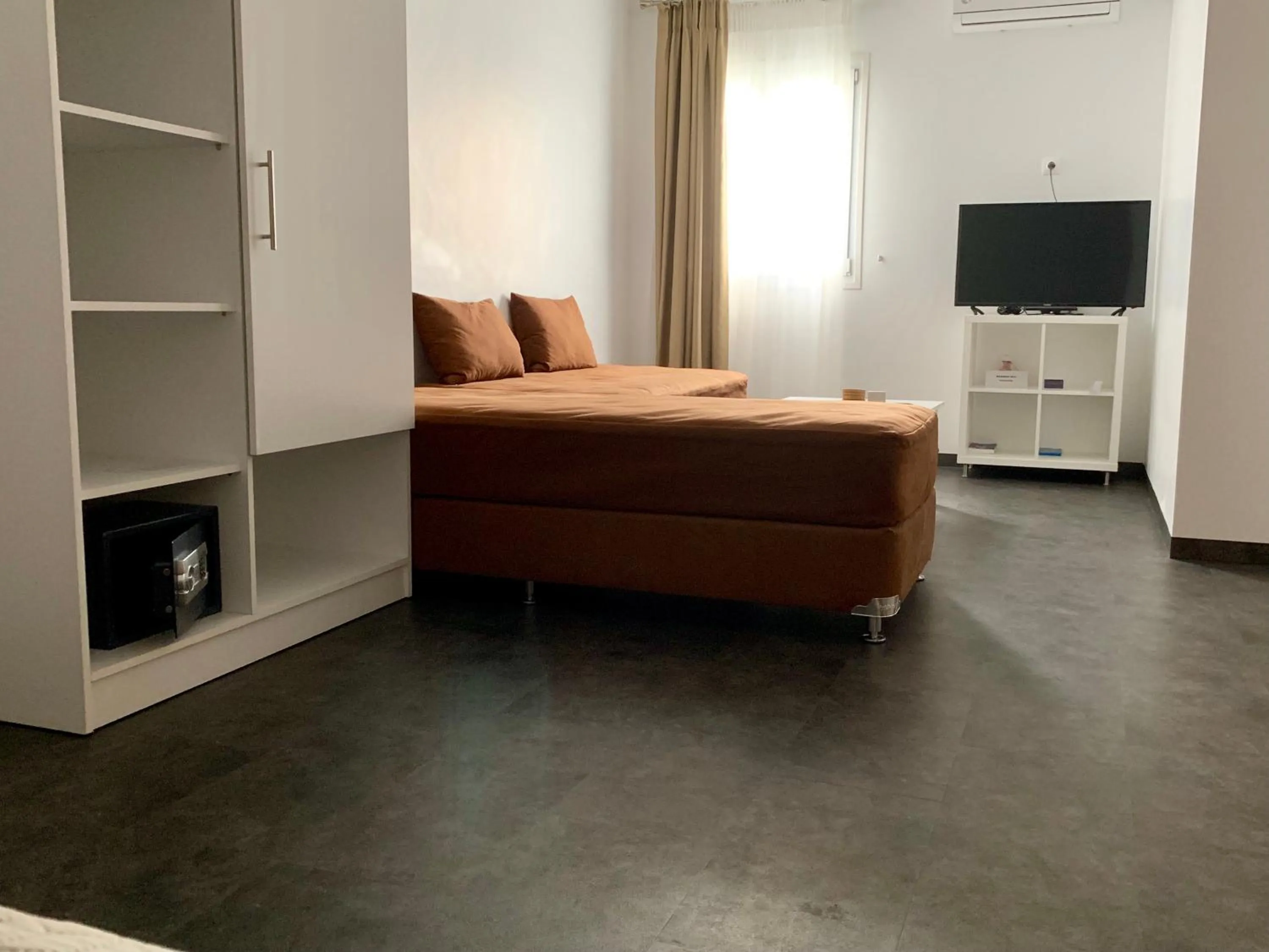 Bed in Luxor Premium Suites