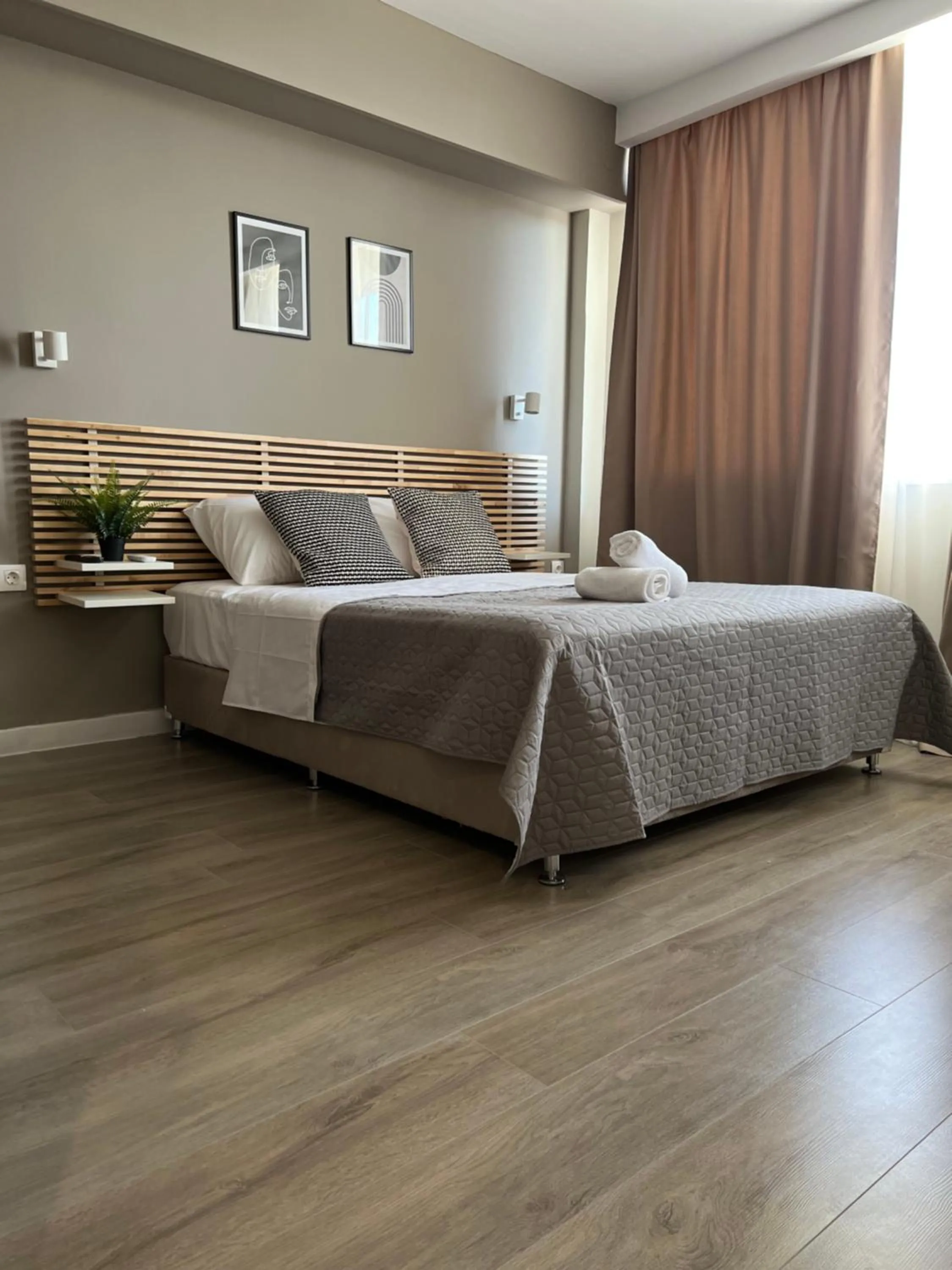 Bed in Luxor Premium Suites