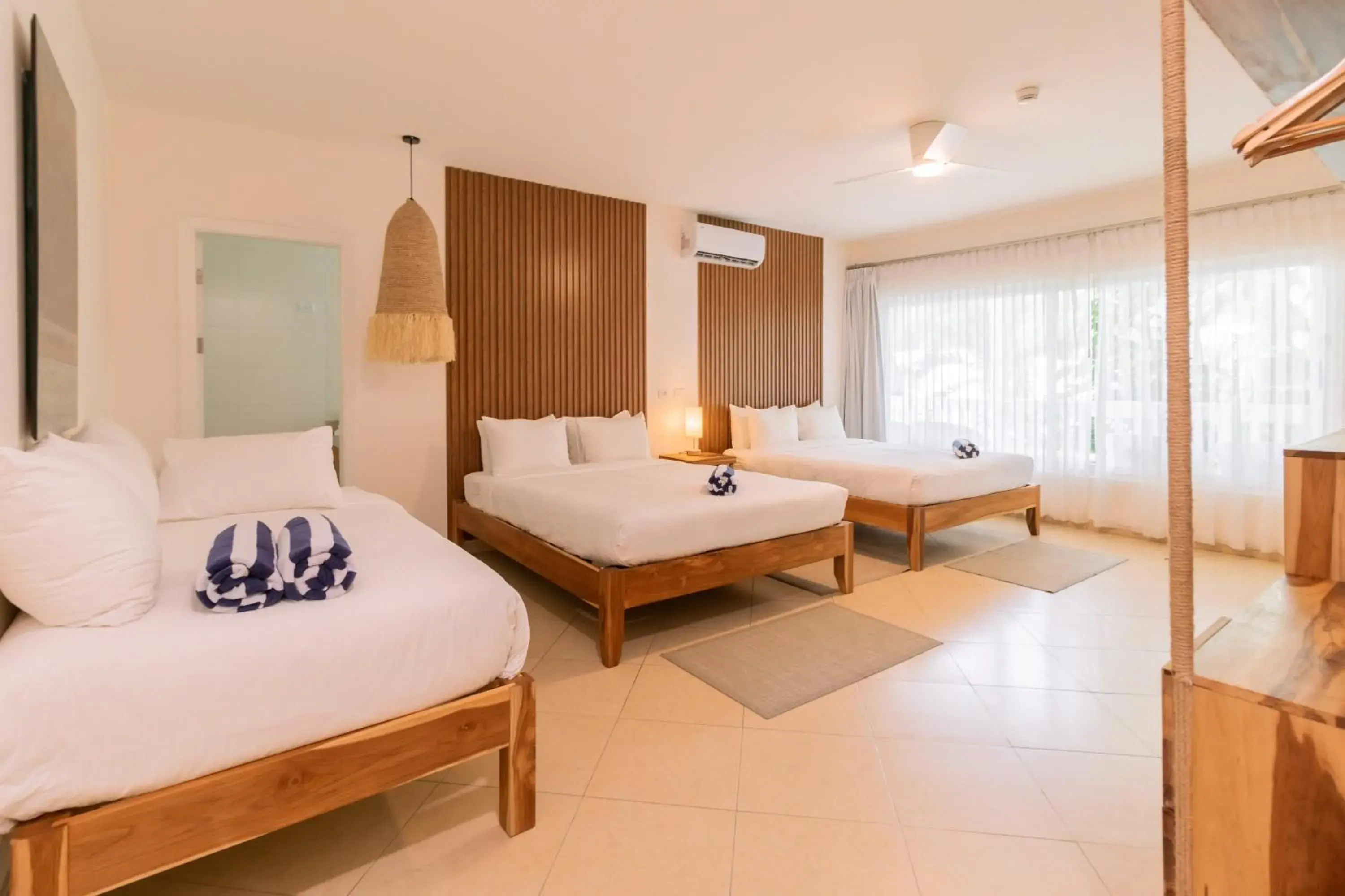 Family 2 Queen with Balcony Courtyard View in Hotel Santa Teresa by the Beach Family 2 Queen with Balcony Courtyard View in Hotel Santa Teresa by the Beach