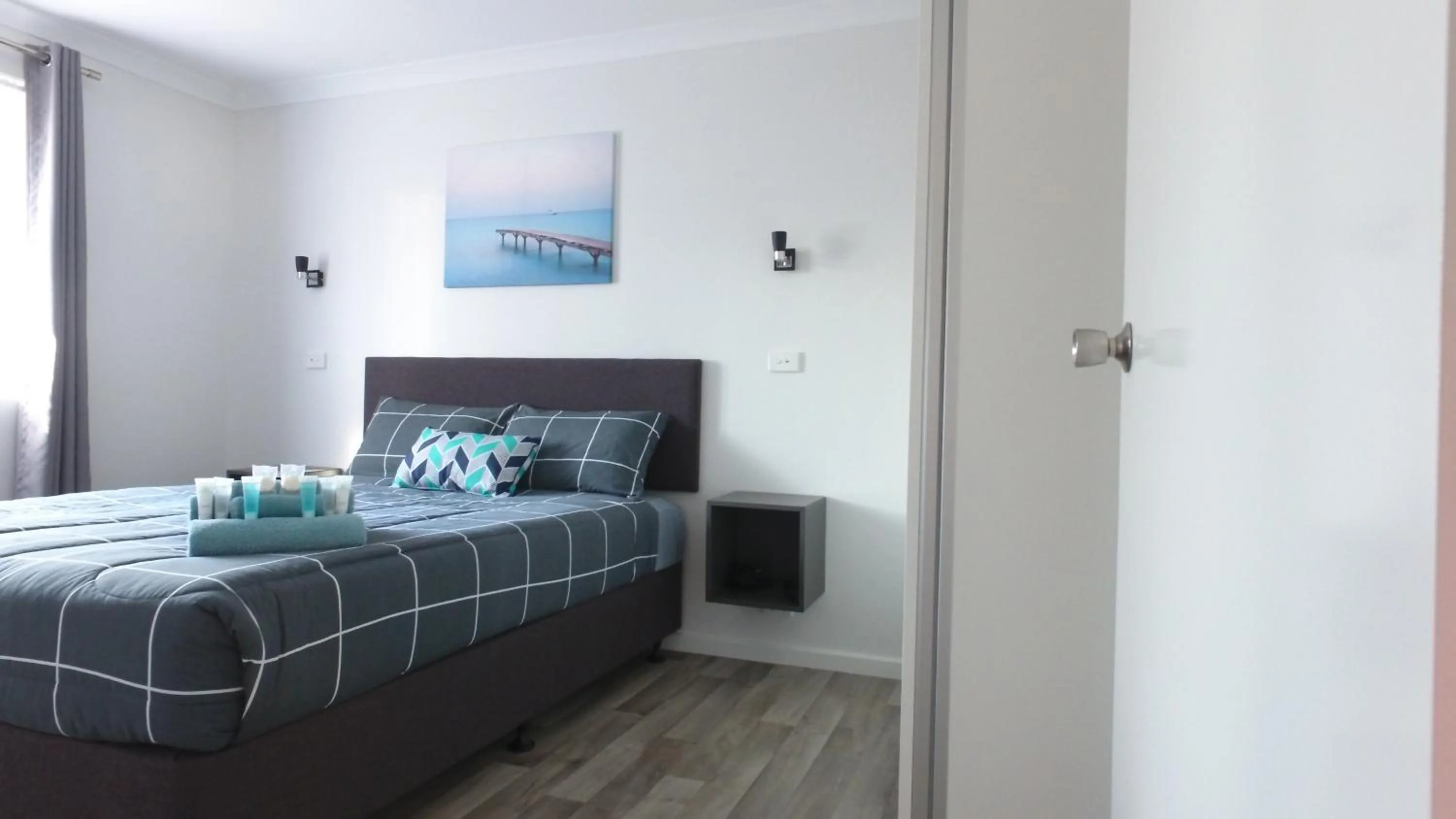 Bedroom, Bed in Esperance Bay Holiday Park