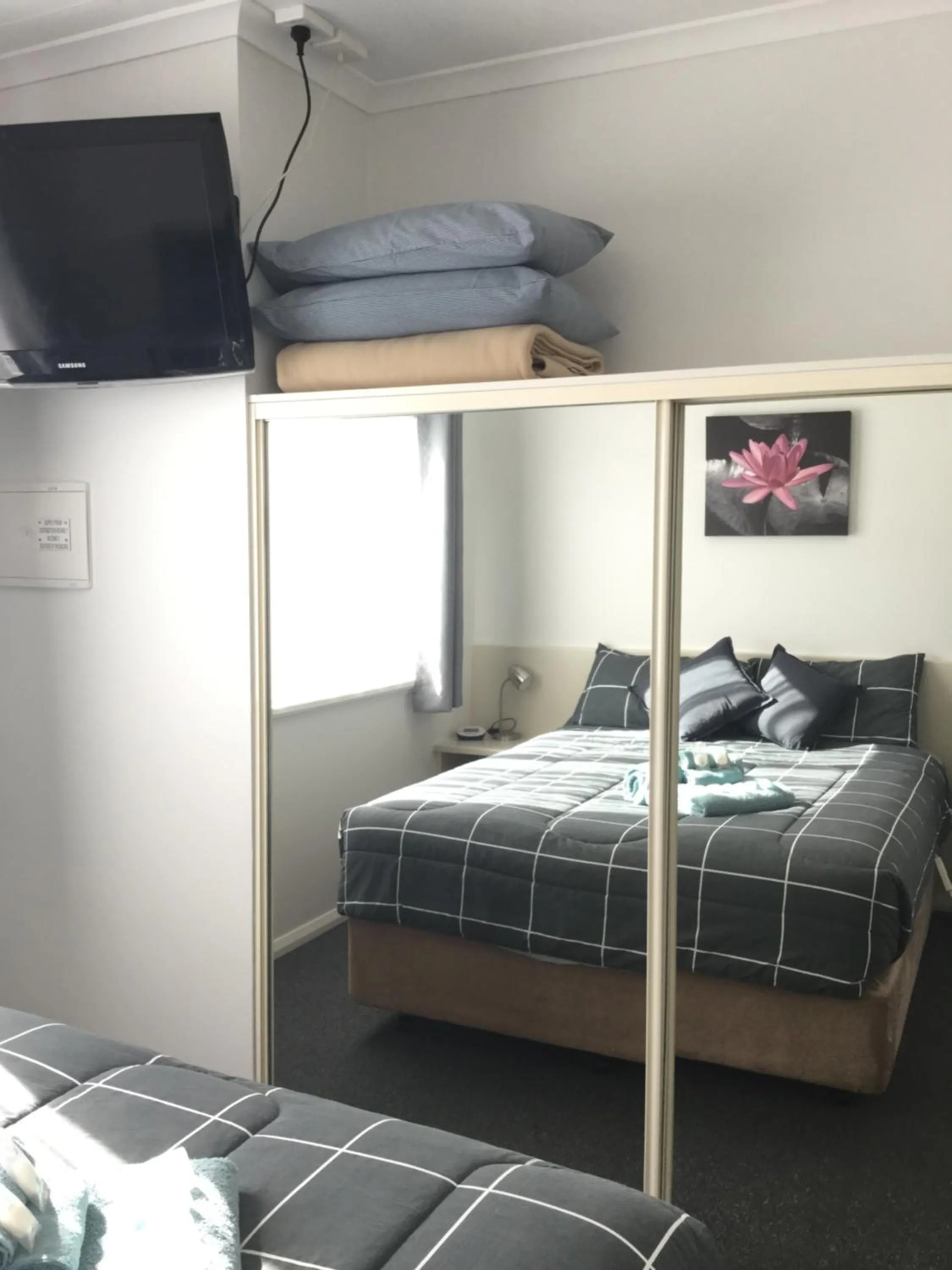 TV and multimedia, Bed in Esperance Bay Holiday Park