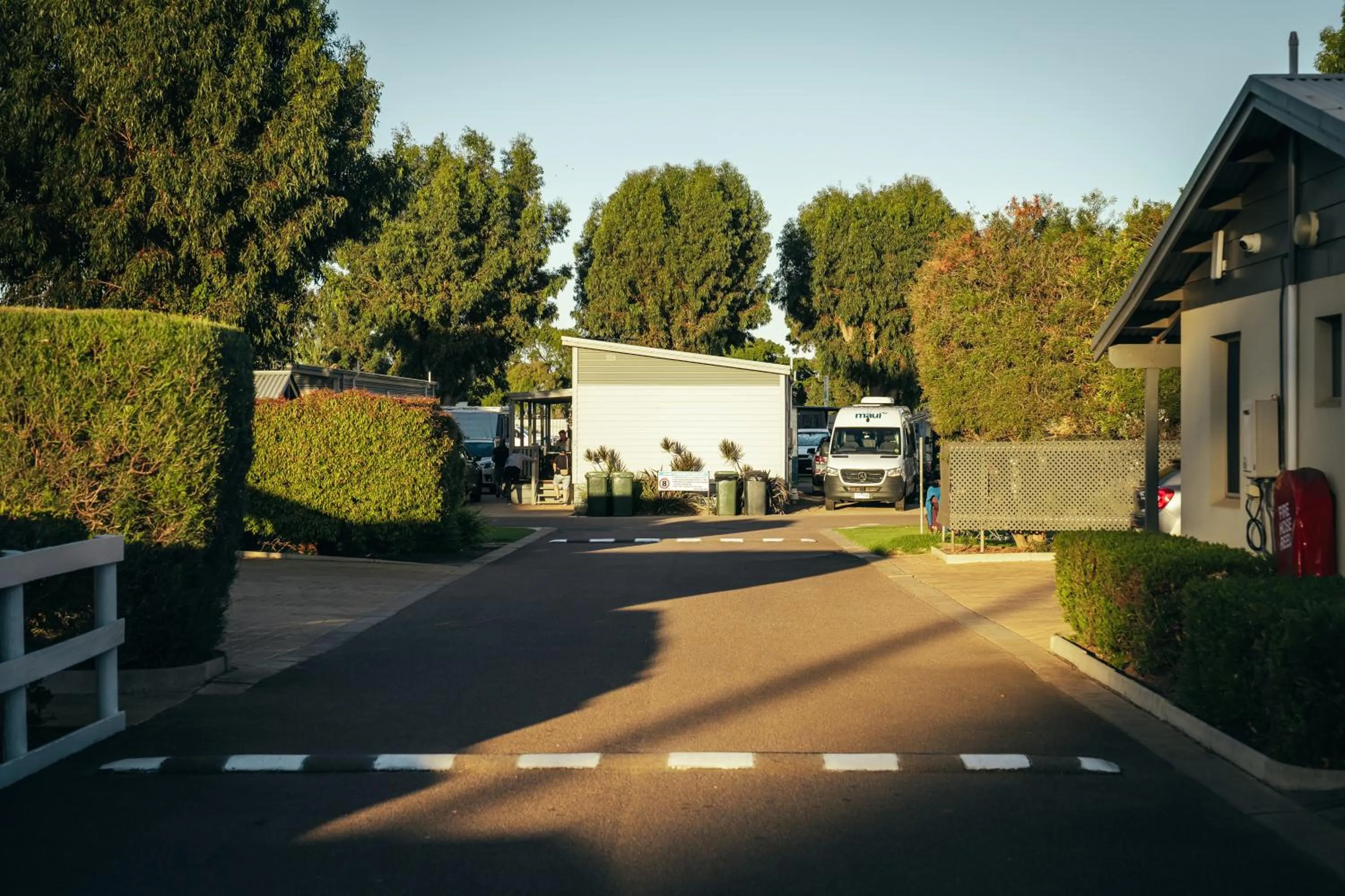 Property building in Esperance Bay Holiday Park