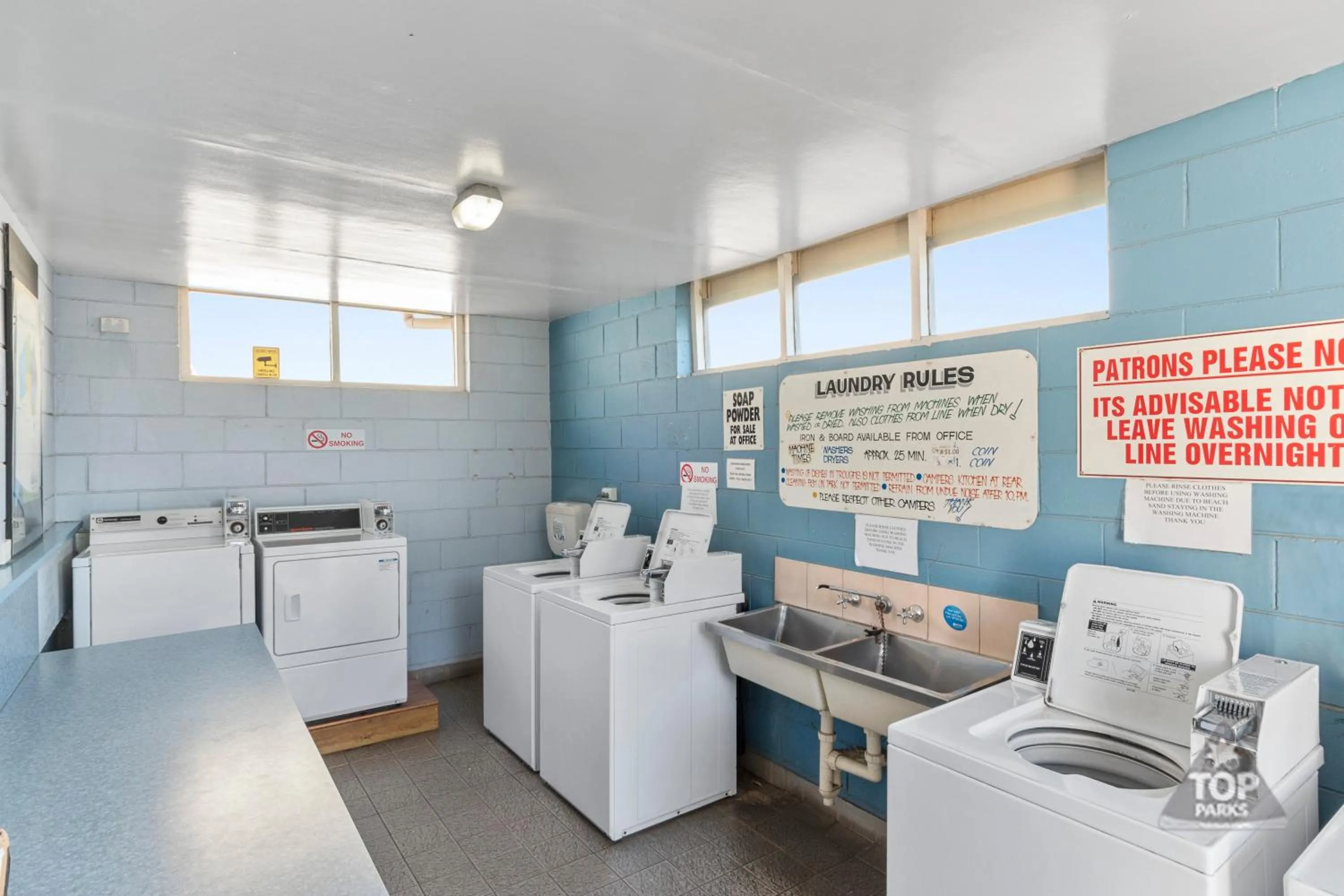 Area and facilities in Esperance Bay Holiday Park