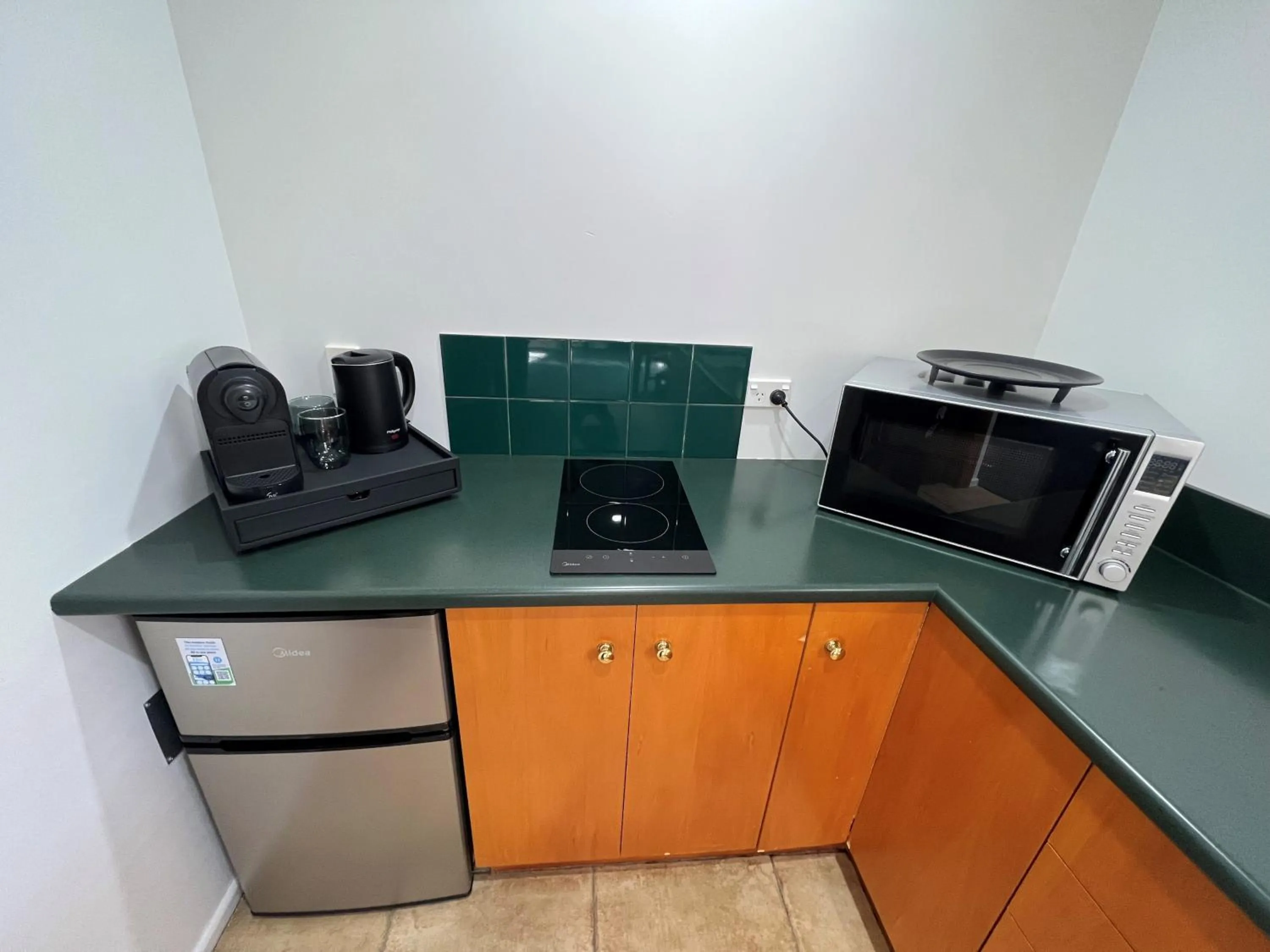 Coffee/tea facilities in Harrogate Gardens Motel