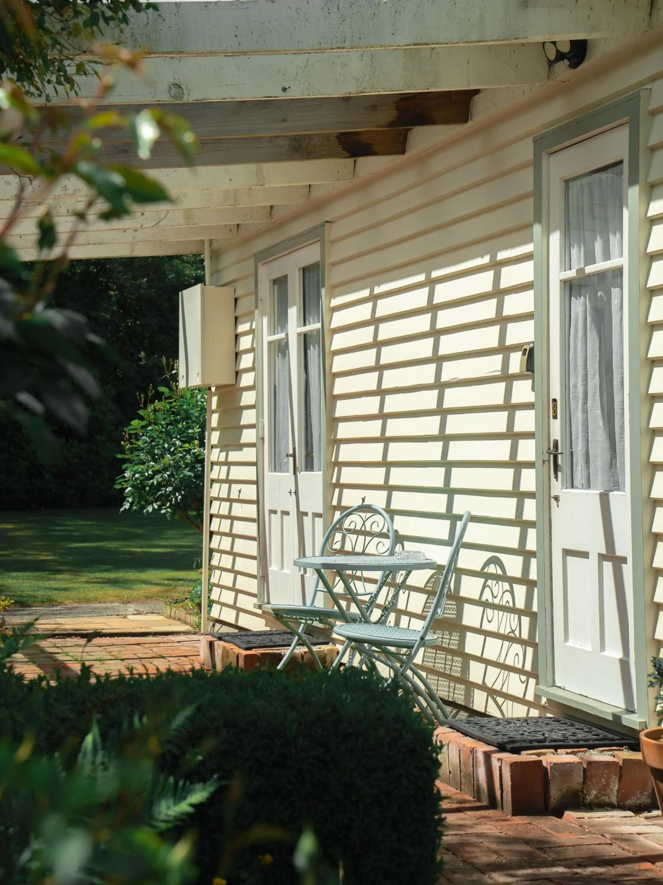 Patio in Harrogate Gardens Motel