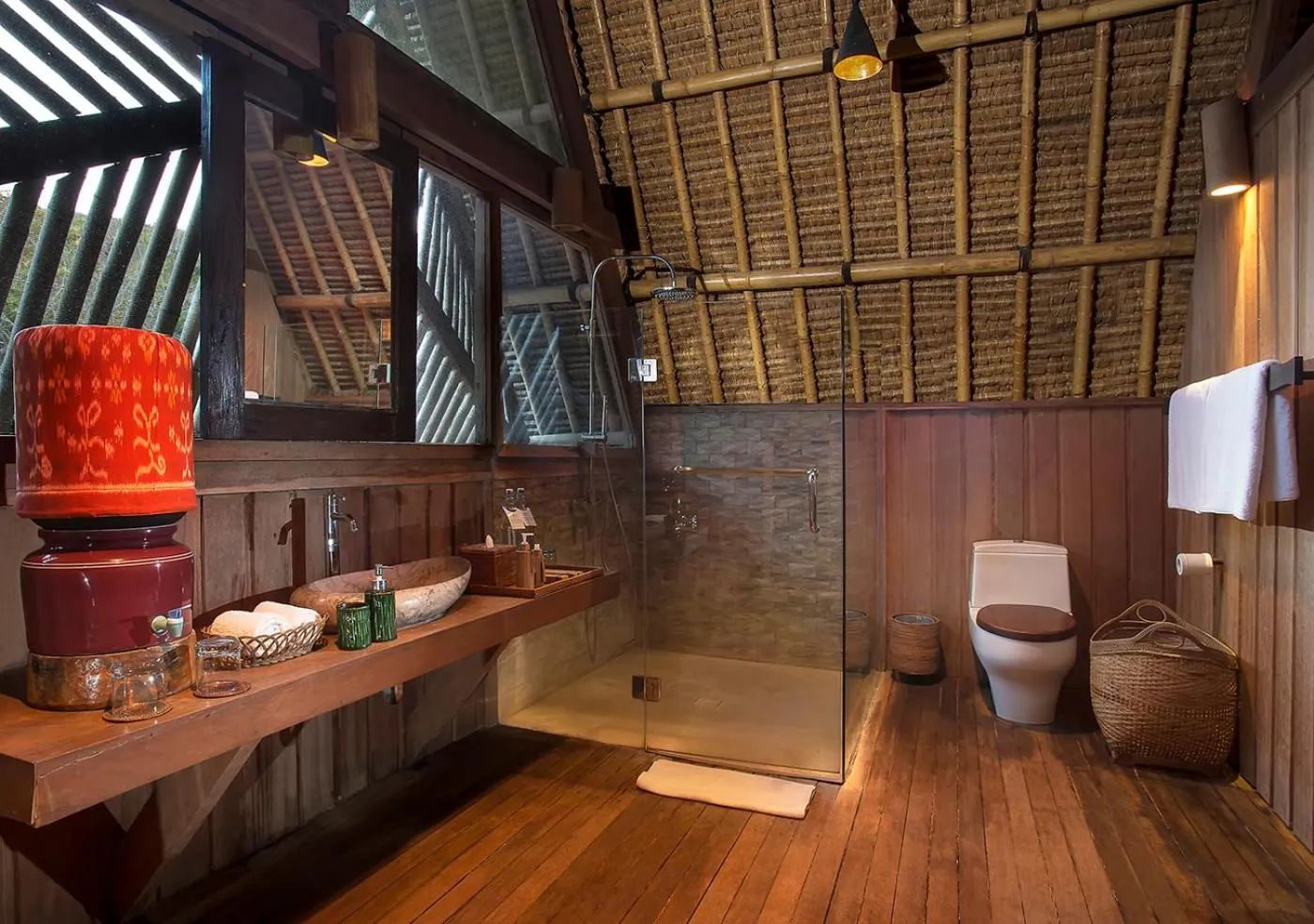 Shower in Jeeva Beloam Beach Camp