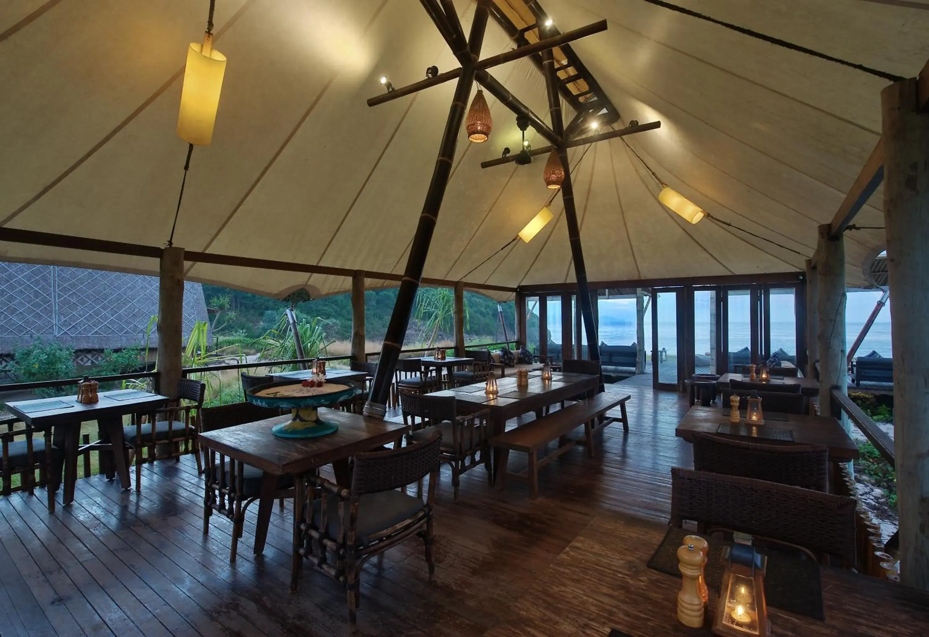 Restaurant/places to eat in Jeeva Beloam Beach Camp Restaurant/places to eat in Jeeva Beloam Beach Camp