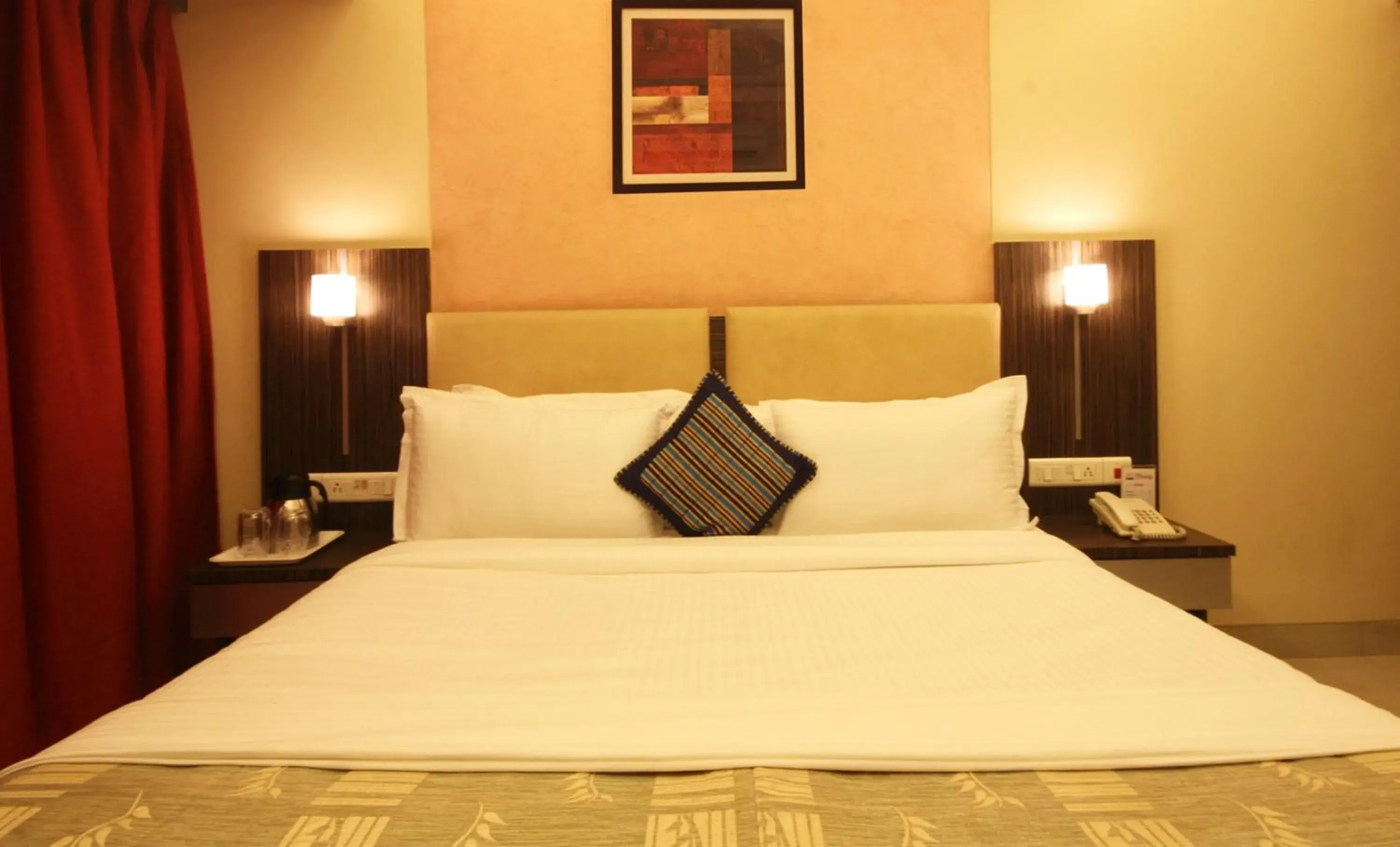 Bedroom, Bed in Hotel Columbus Bedroom, Bed in Hotel Columbus