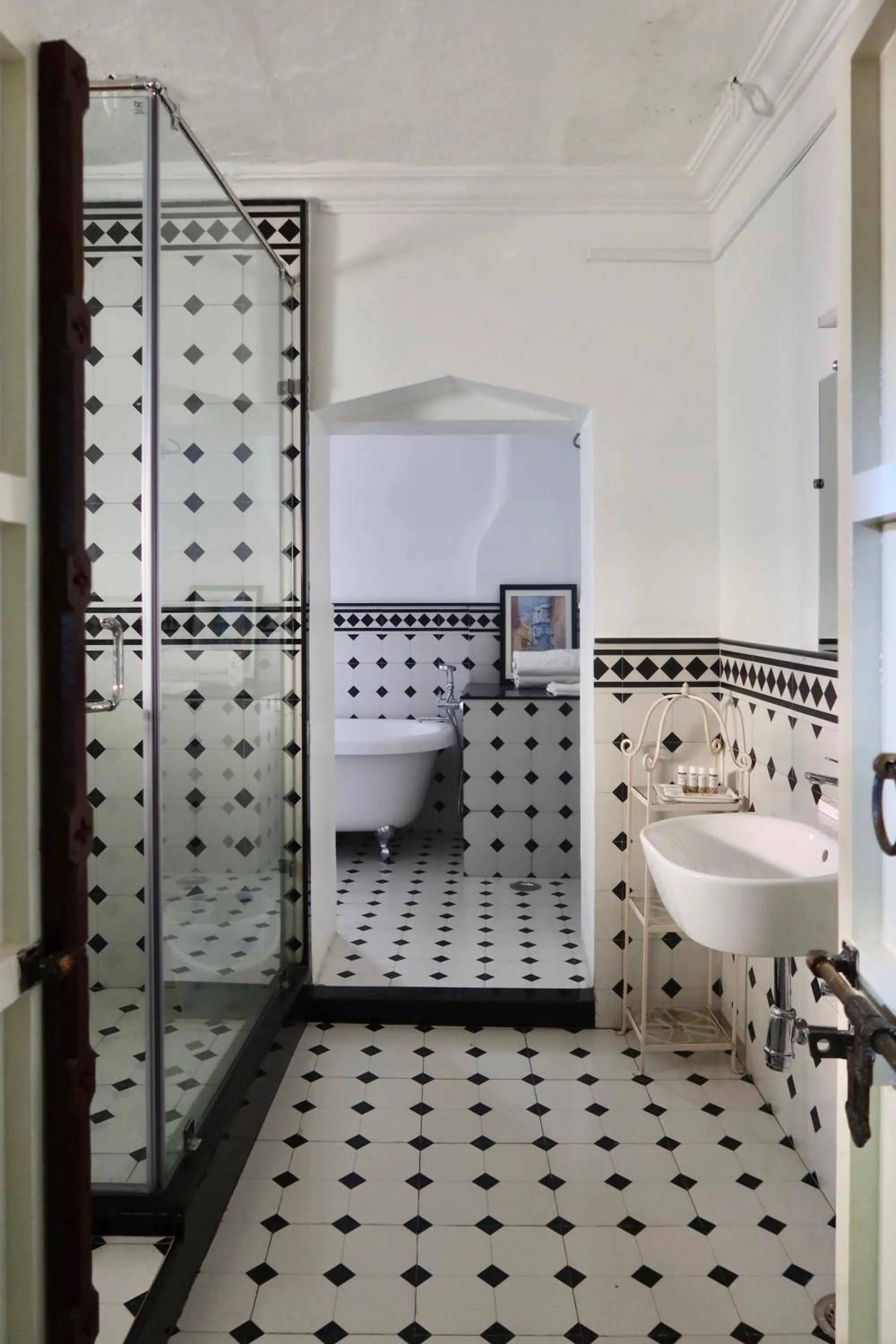 Bathroom in Dev Niwas - Heritage Hotel