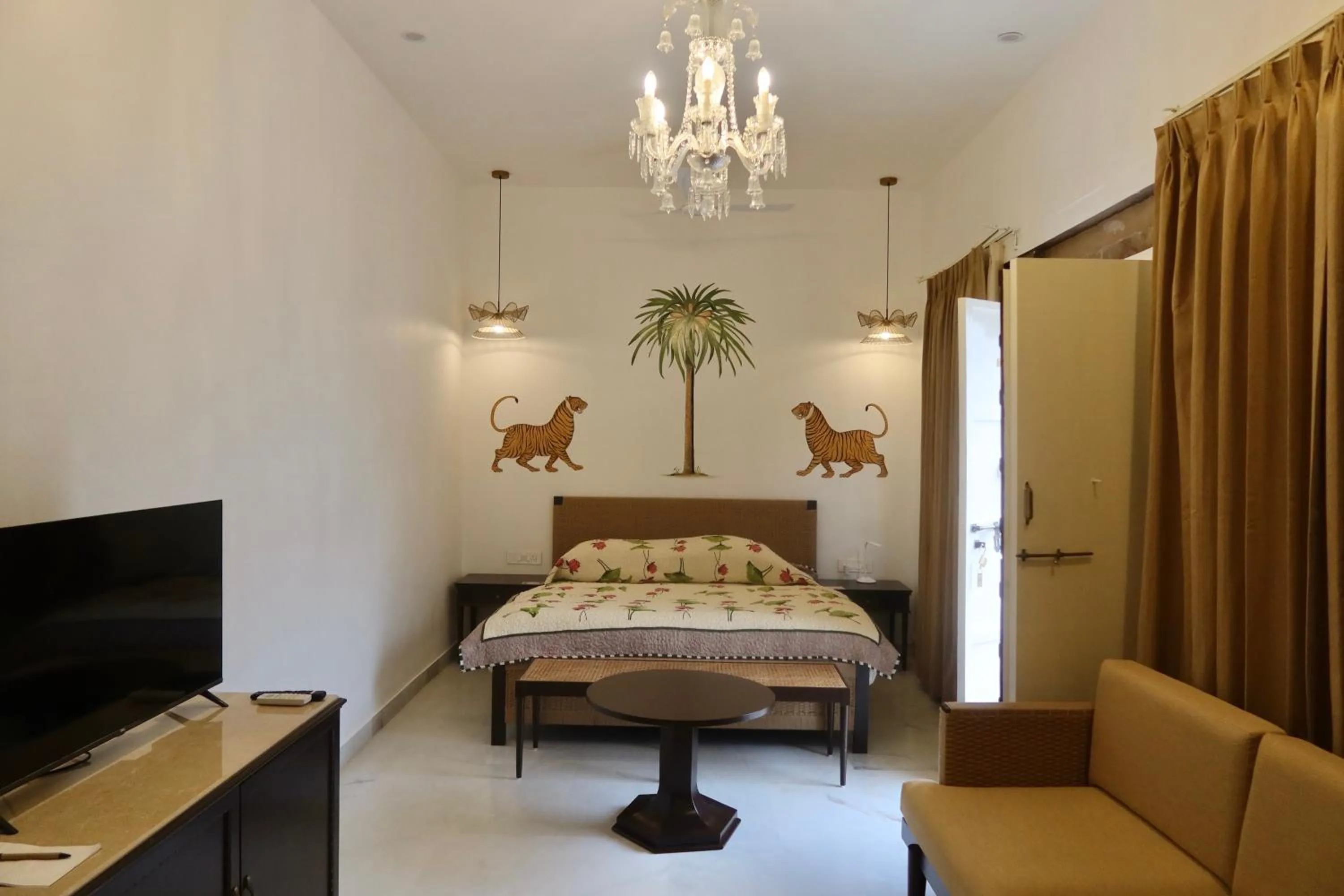 Bedroom, Bed in Dev Niwas - Heritage Hotel