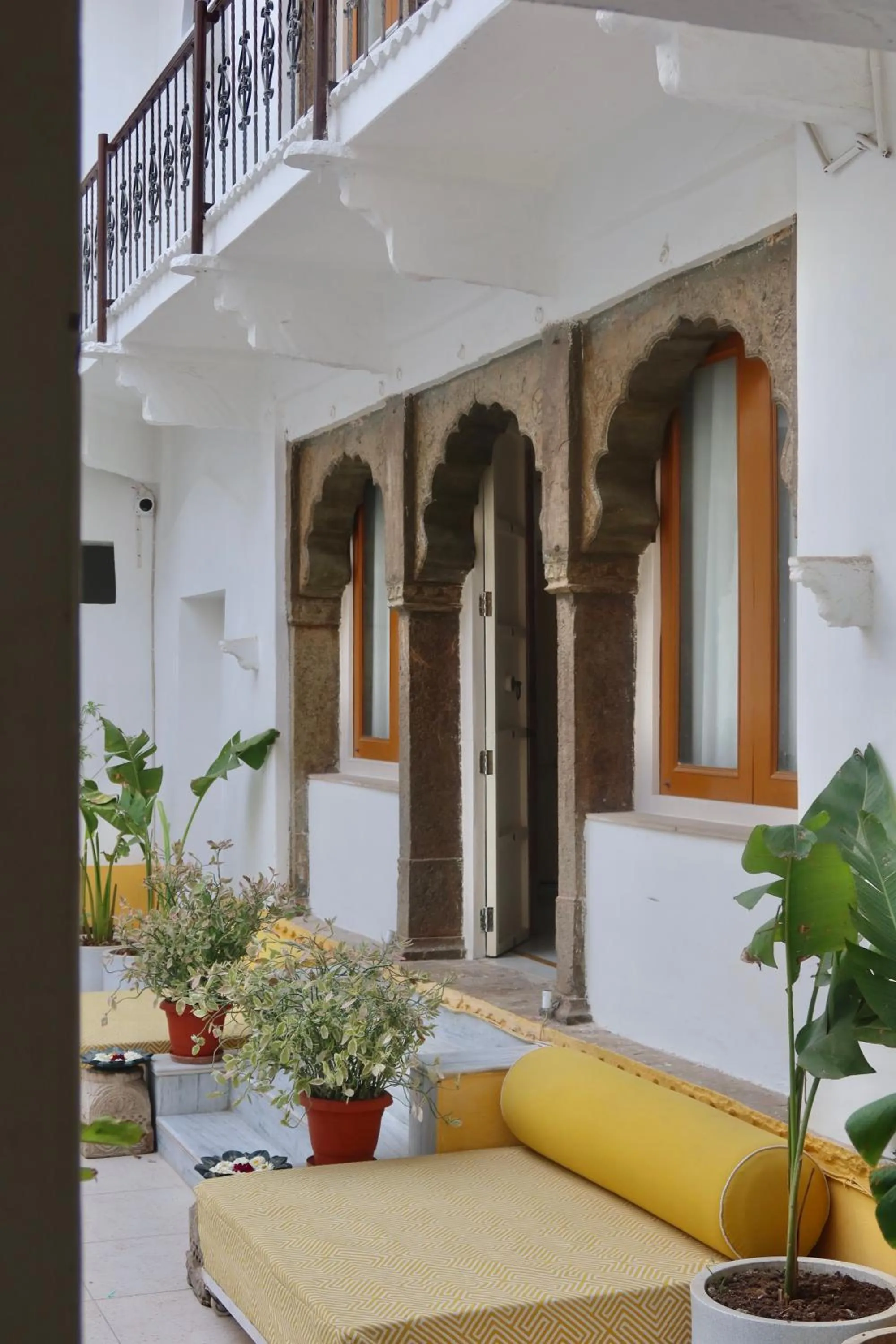 Inner courtyard view in Dev Niwas - Heritage Hotel