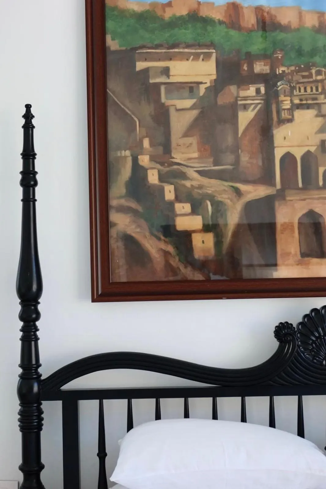 Bed in Dev Niwas - Heritage Hotel