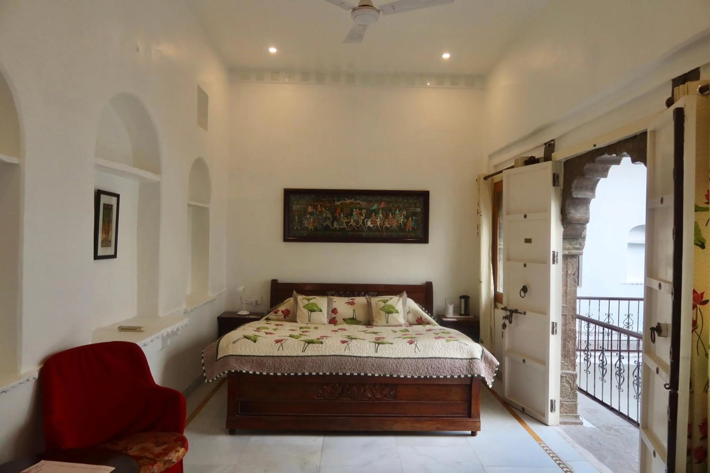 Bedroom, Bed in Dev Niwas - Heritage Hotel