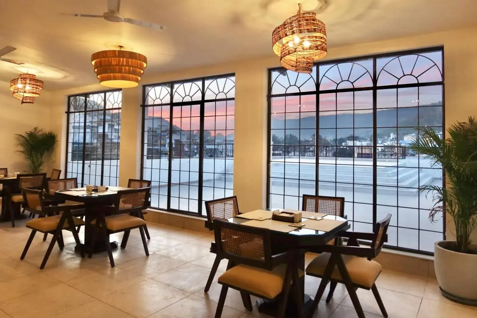 Restaurant/places to eat in Dev Niwas - Heritage Hotel Restaurant/places to eat in Dev Niwas - Heritage Hotel