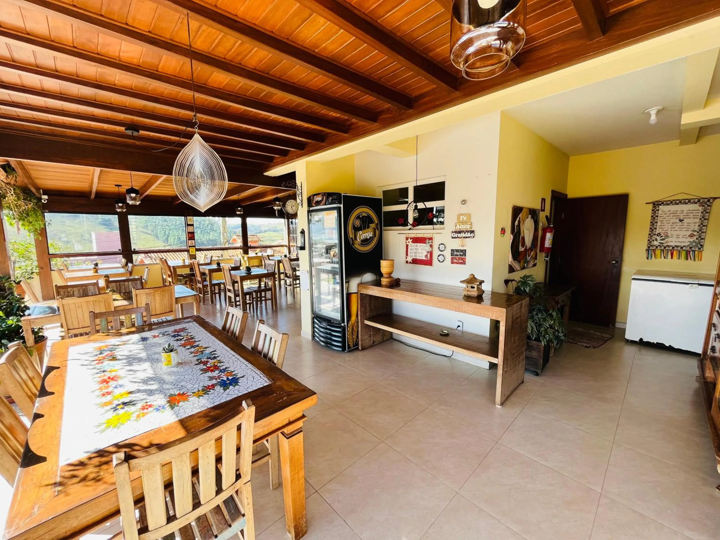 Living room in Pousada Quintal da Lua
