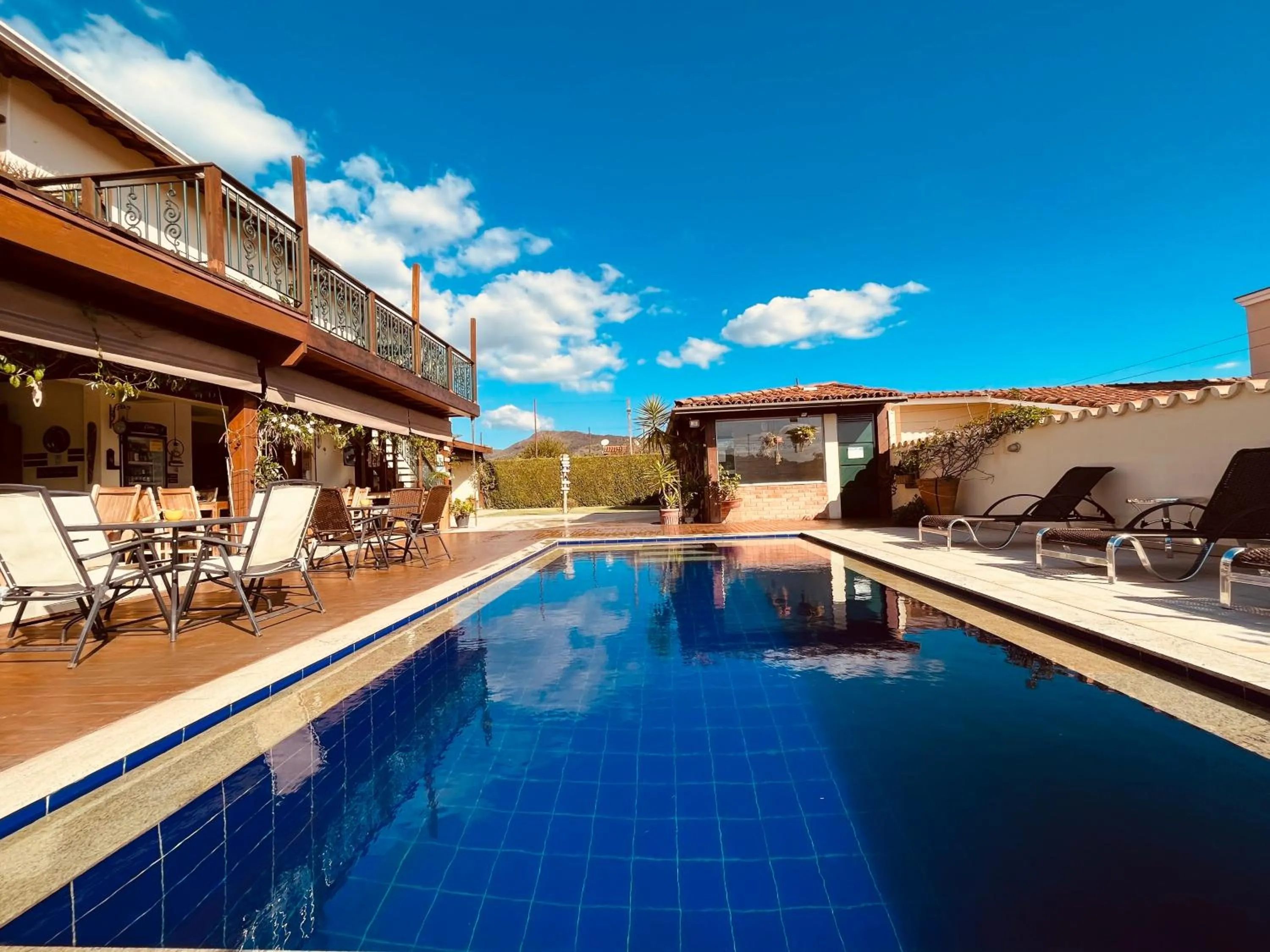 Swimming pool in Pousada Quintal da Lua