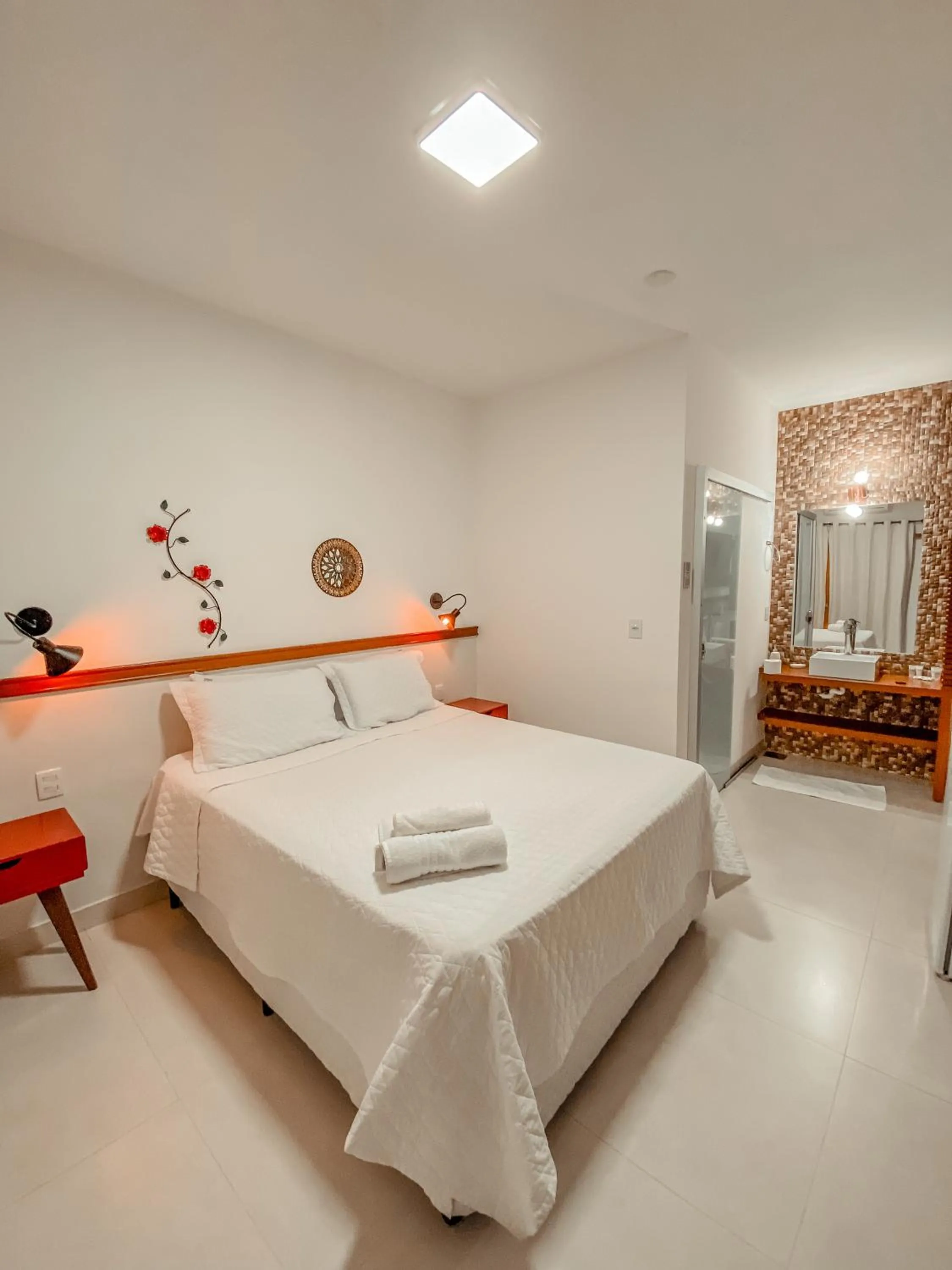 Photo of the whole room, Bed in Pousada Quintal da Lua