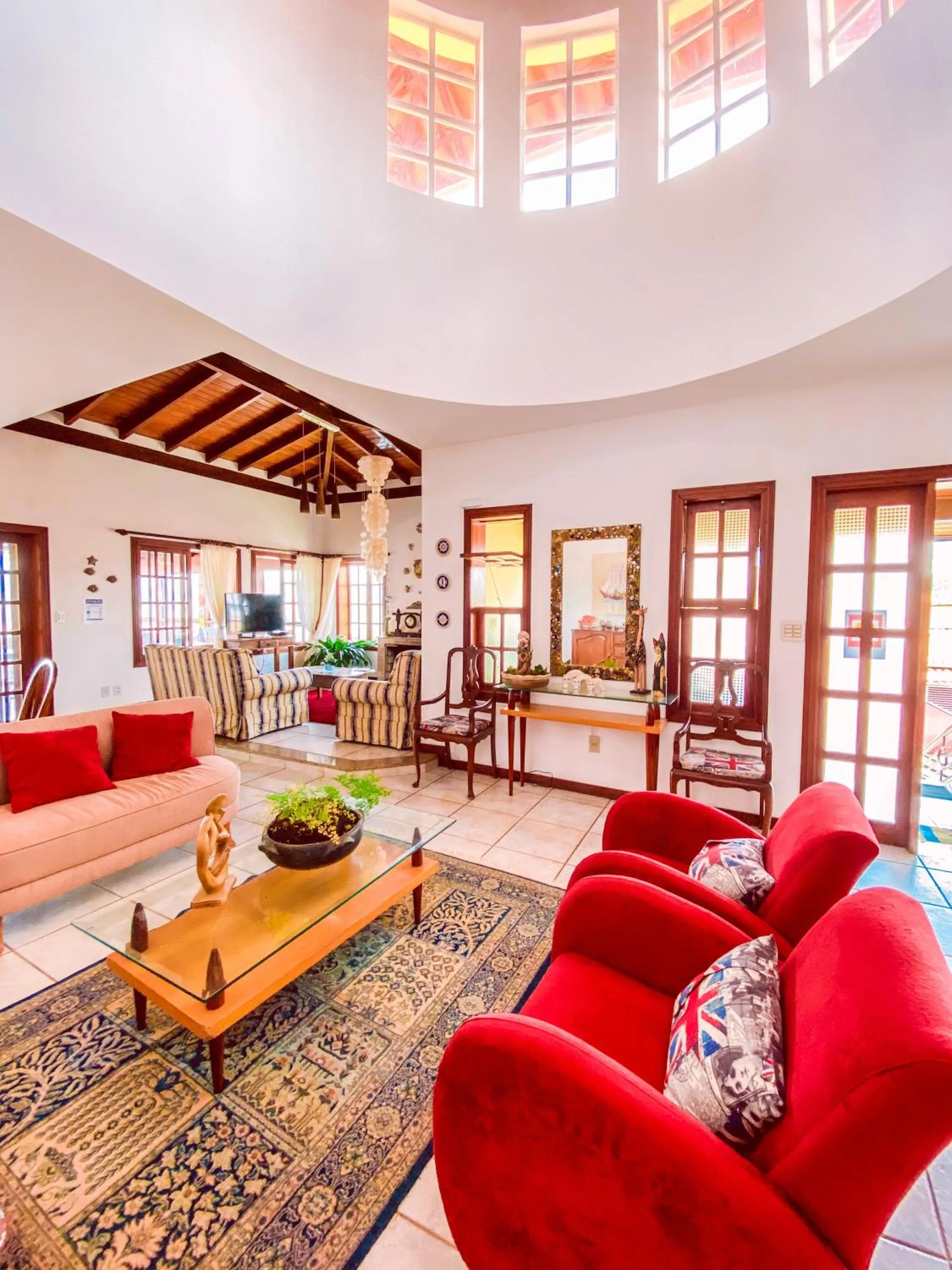 Living room in Pousada Quintal da Lua