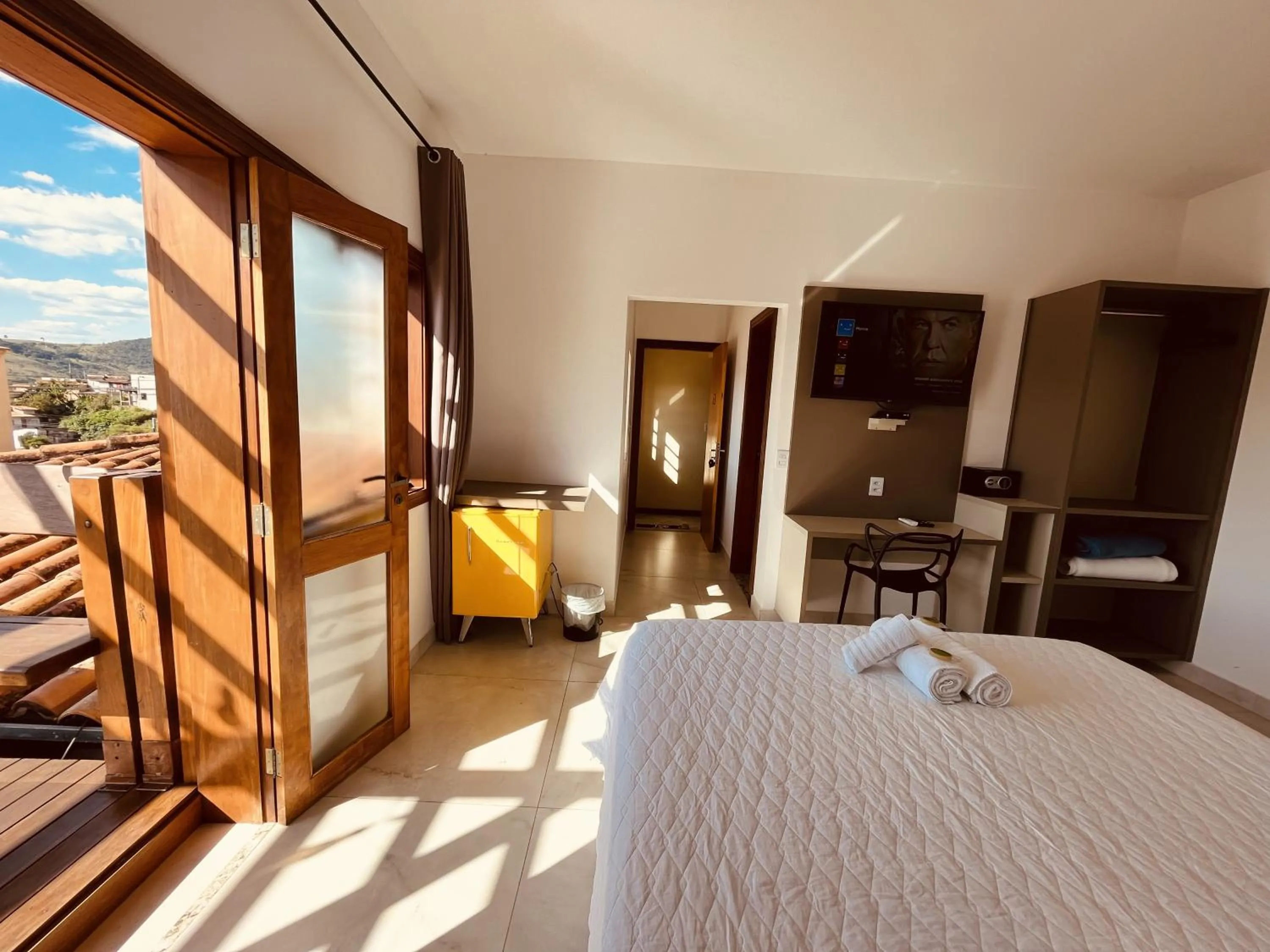 TV and multimedia, Bed in Pousada Quintal da Lua