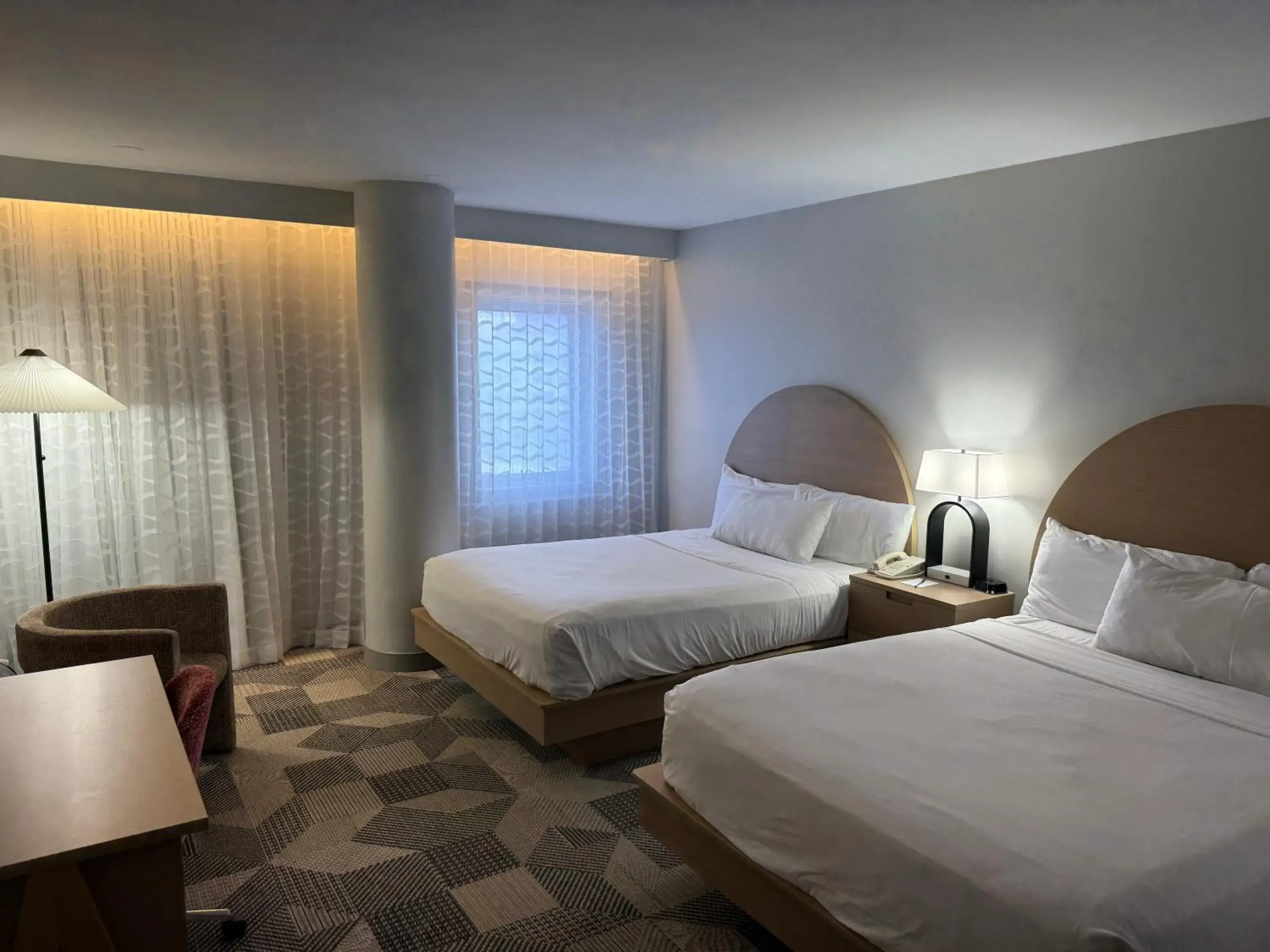 Standard Double Room in Miami International Airport Hotel Standard Double Room in Miami International Airport Hotel