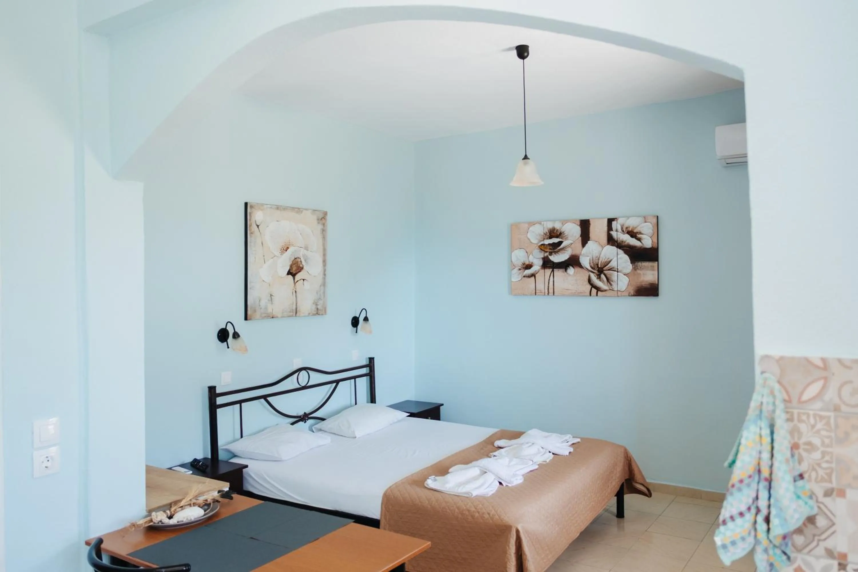 Studio with Sea View in Finikas Apartments