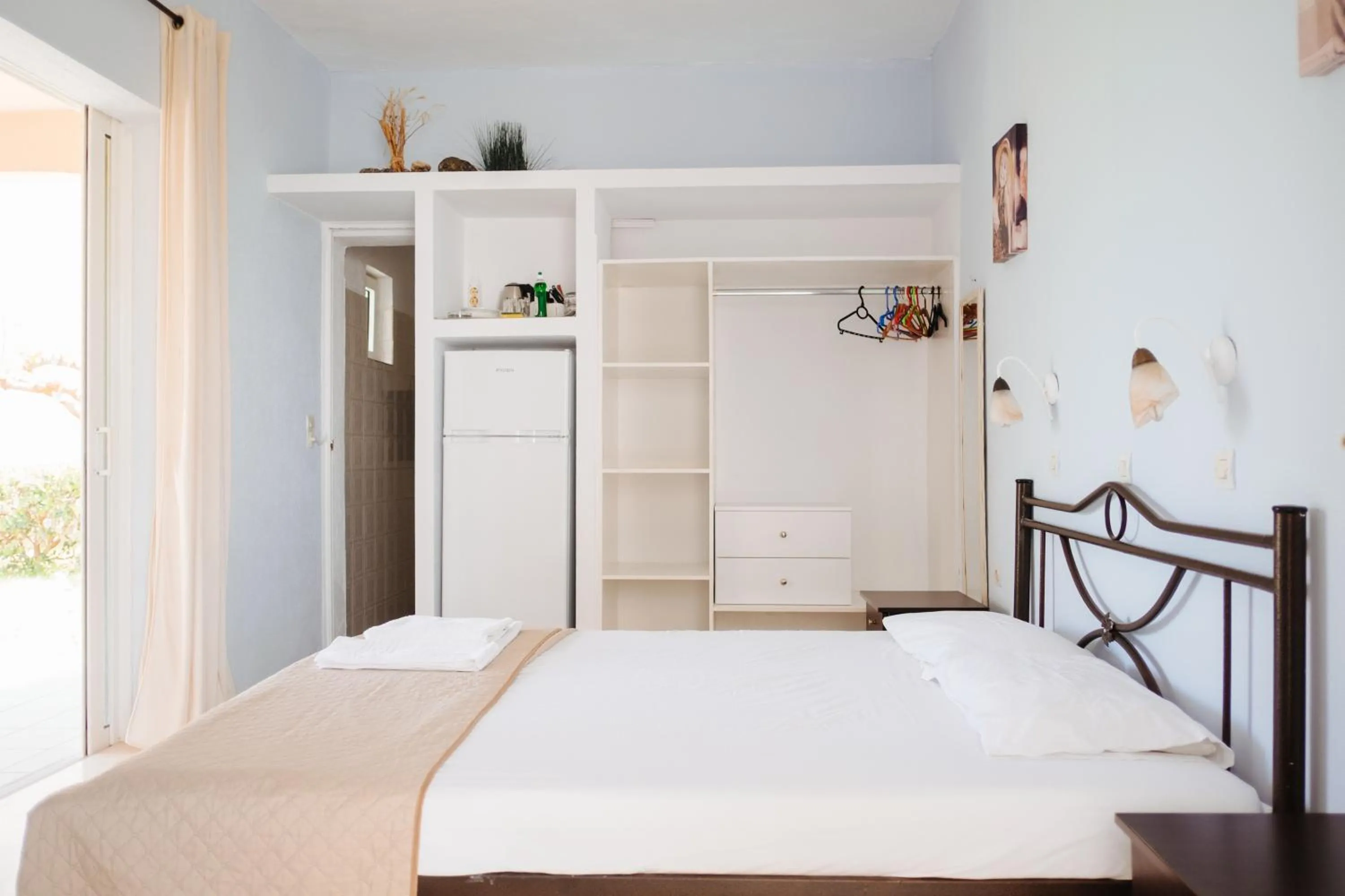 Finikas Apartments