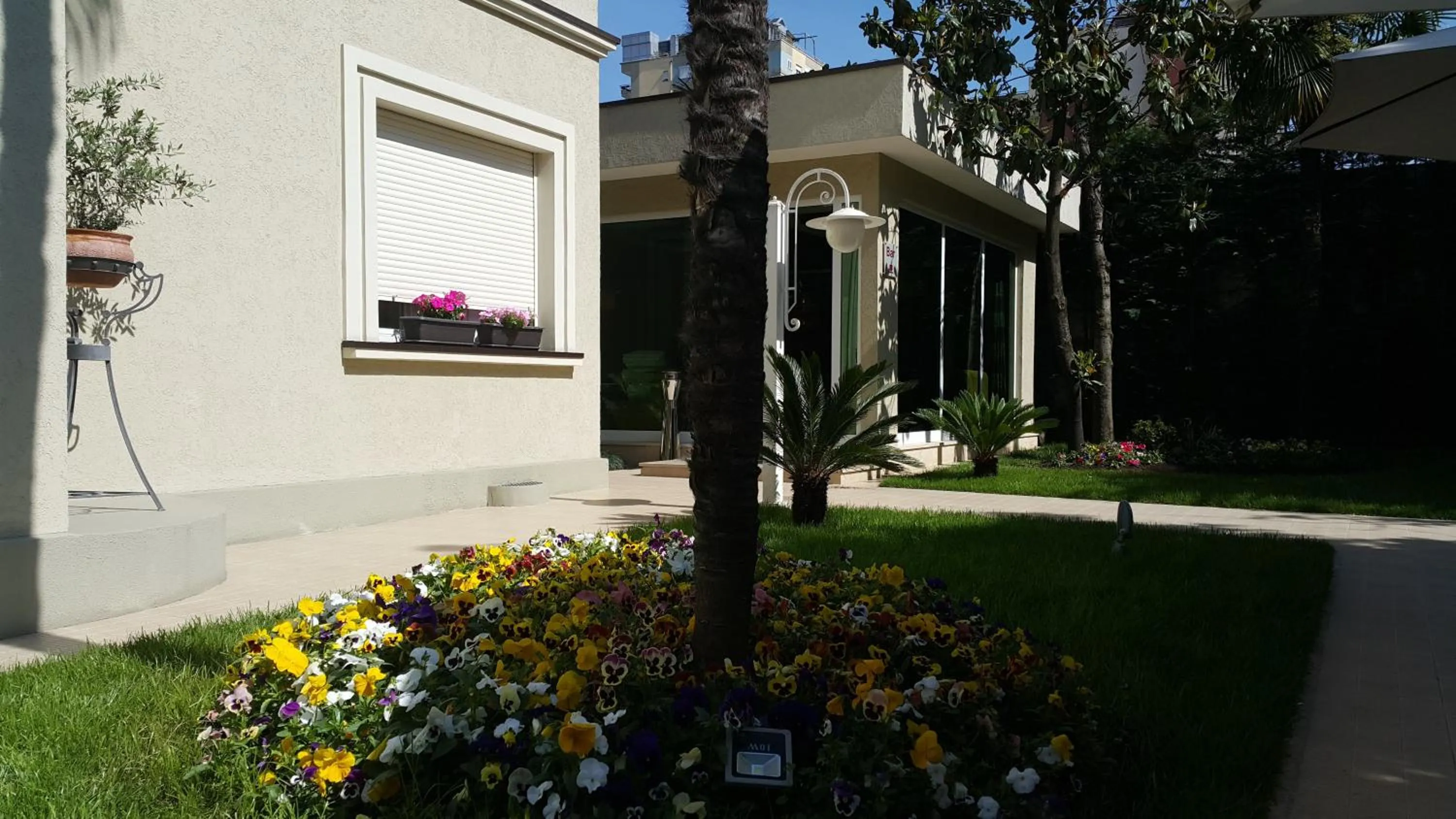 Decorative detail in Hotel Sokrat