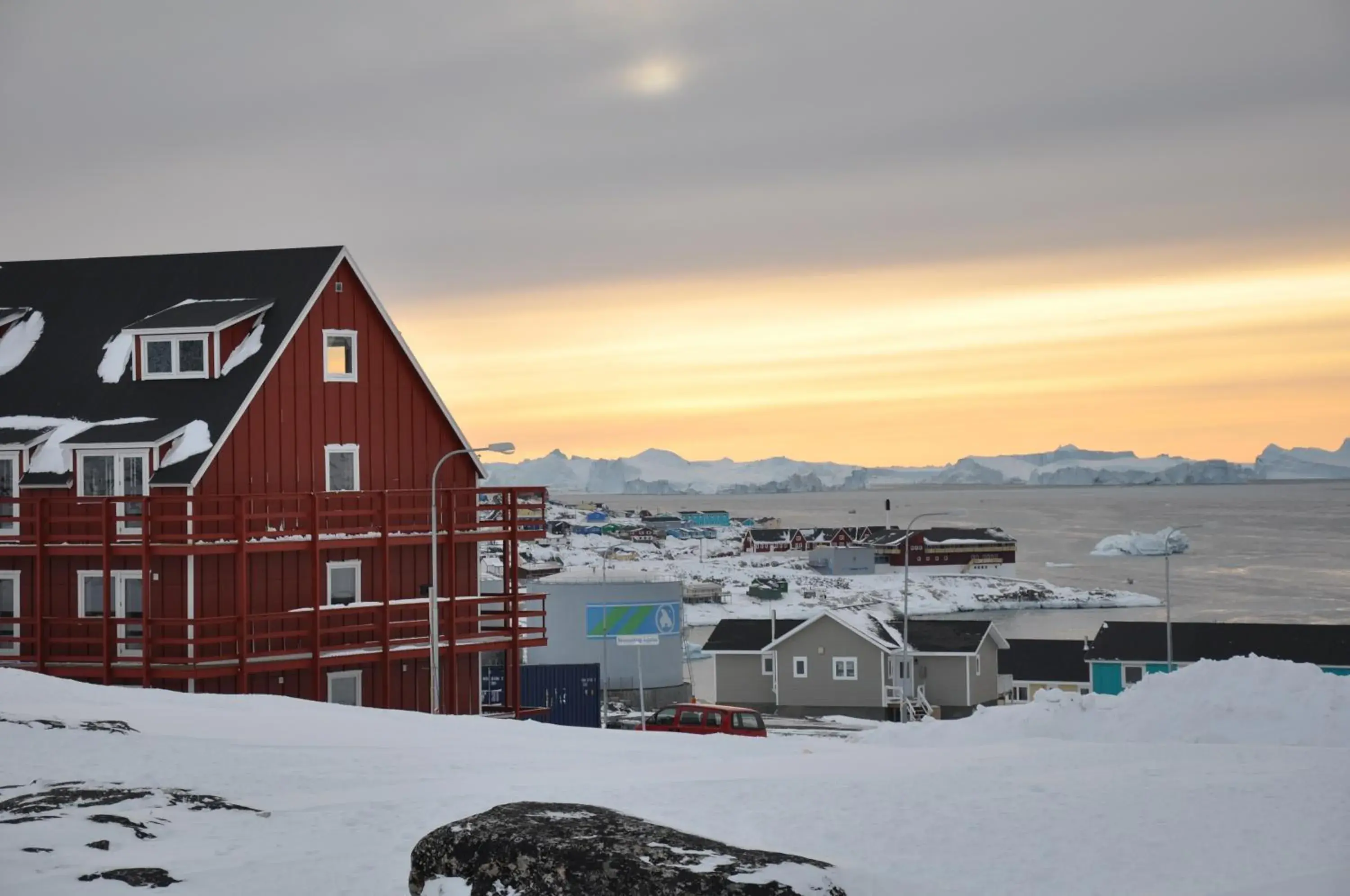 Facade/entrance in HOTEL SØMA Ilulissat Facade/entrance in HOTEL SØMA Ilulissat