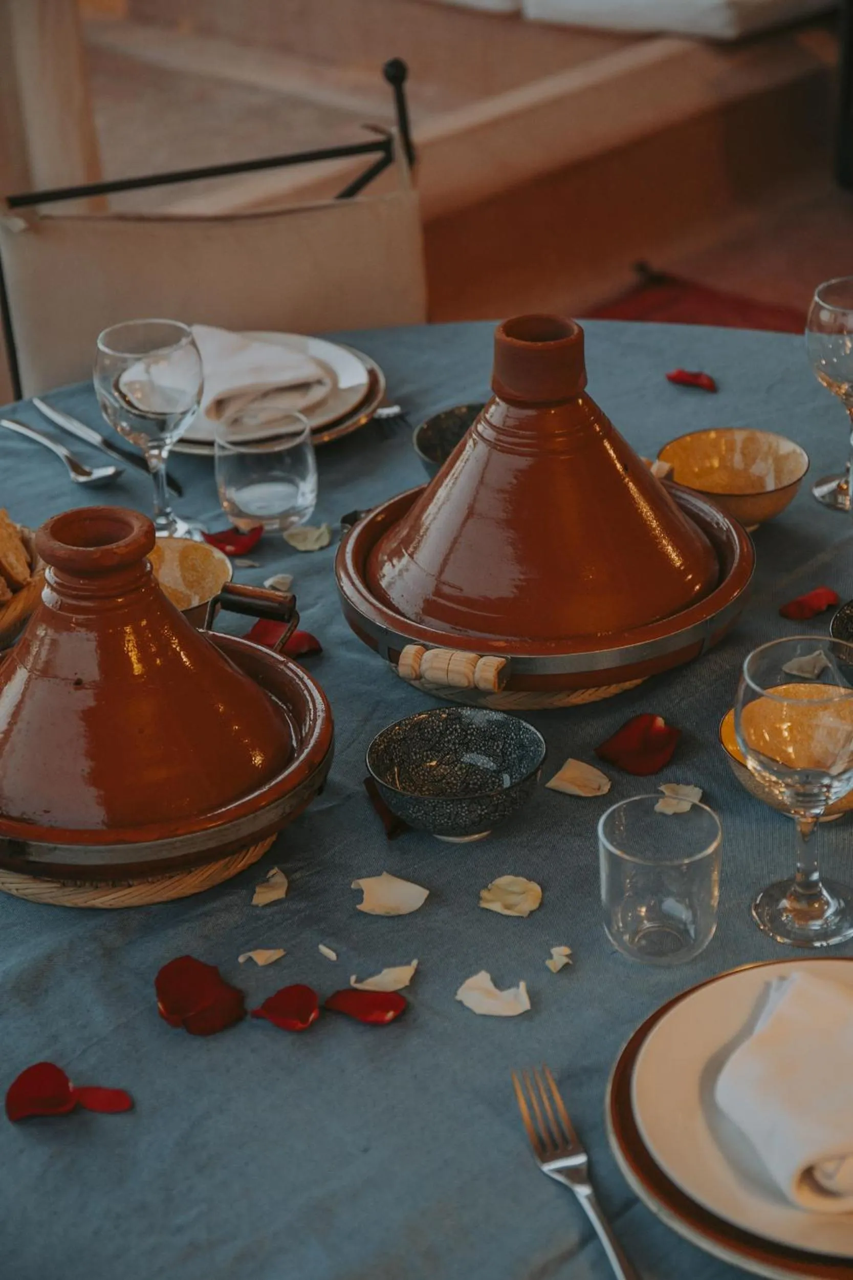 Restaurant/places to eat in Dar Zelda