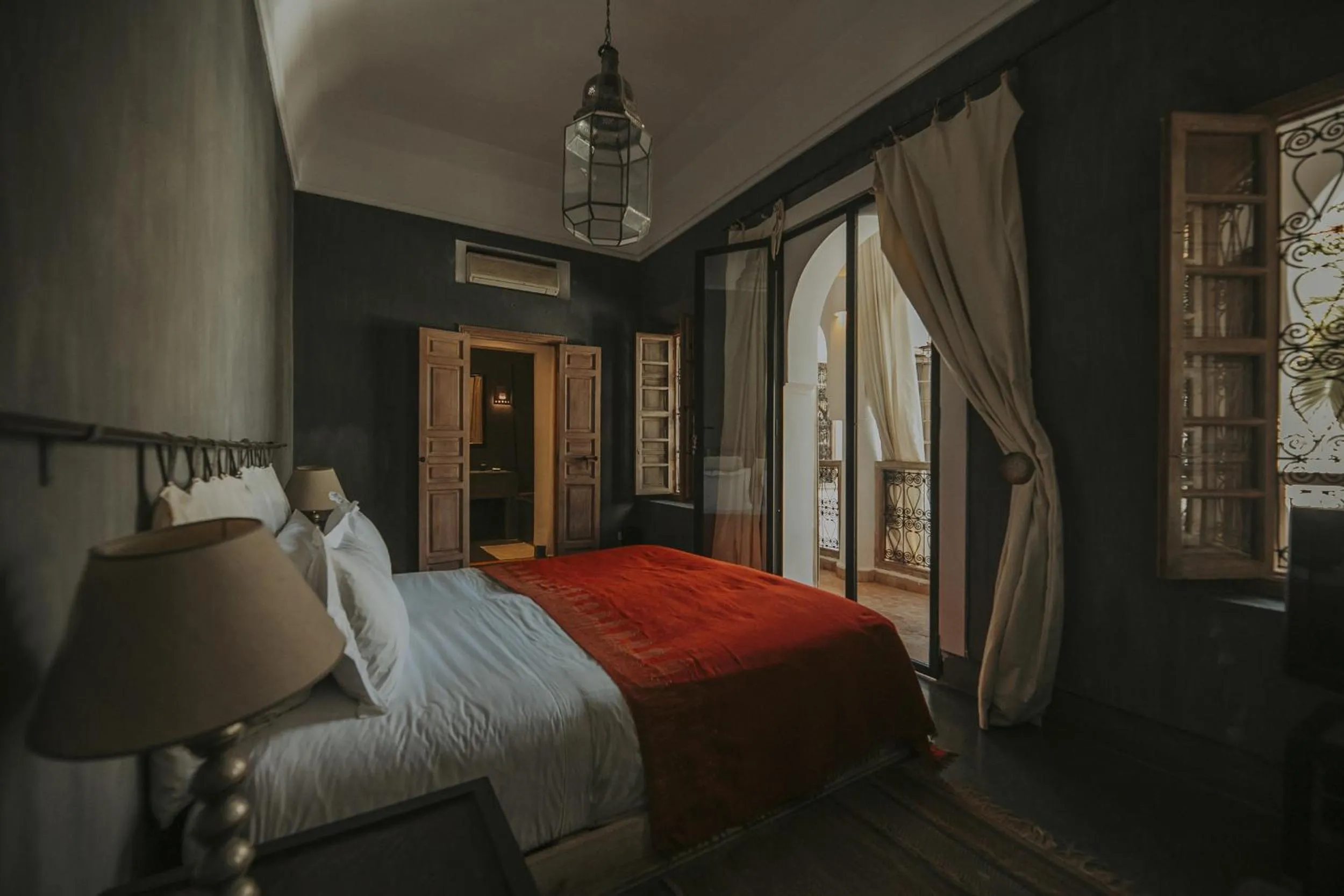 Photo of the whole room, Bed in Dar Zelda