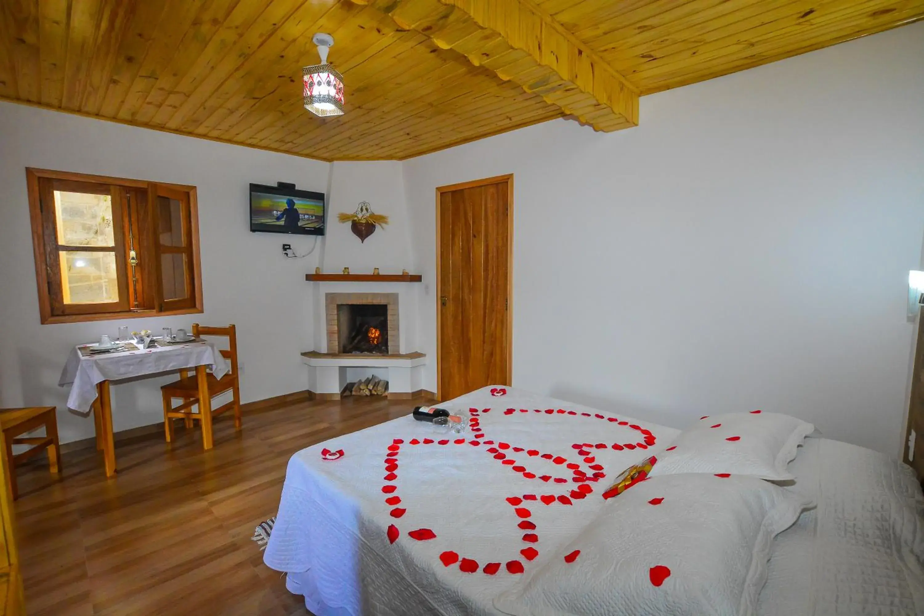 Suite with Spa Bath in Pousada Varanda Colibri Suite with Spa Bath in Pousada Varanda Colibri