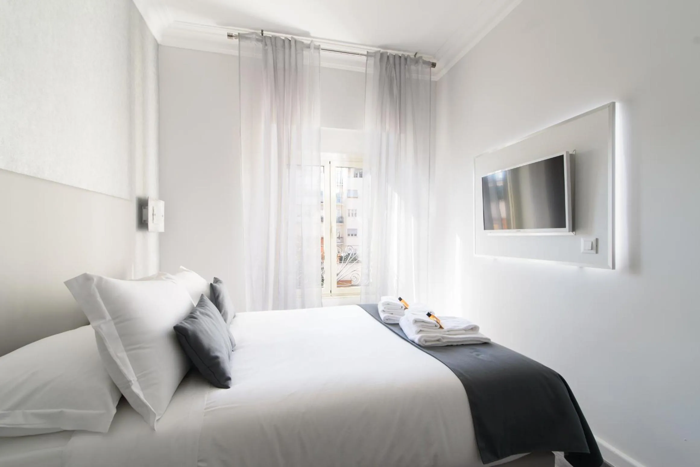 White Caesar Guesthouse