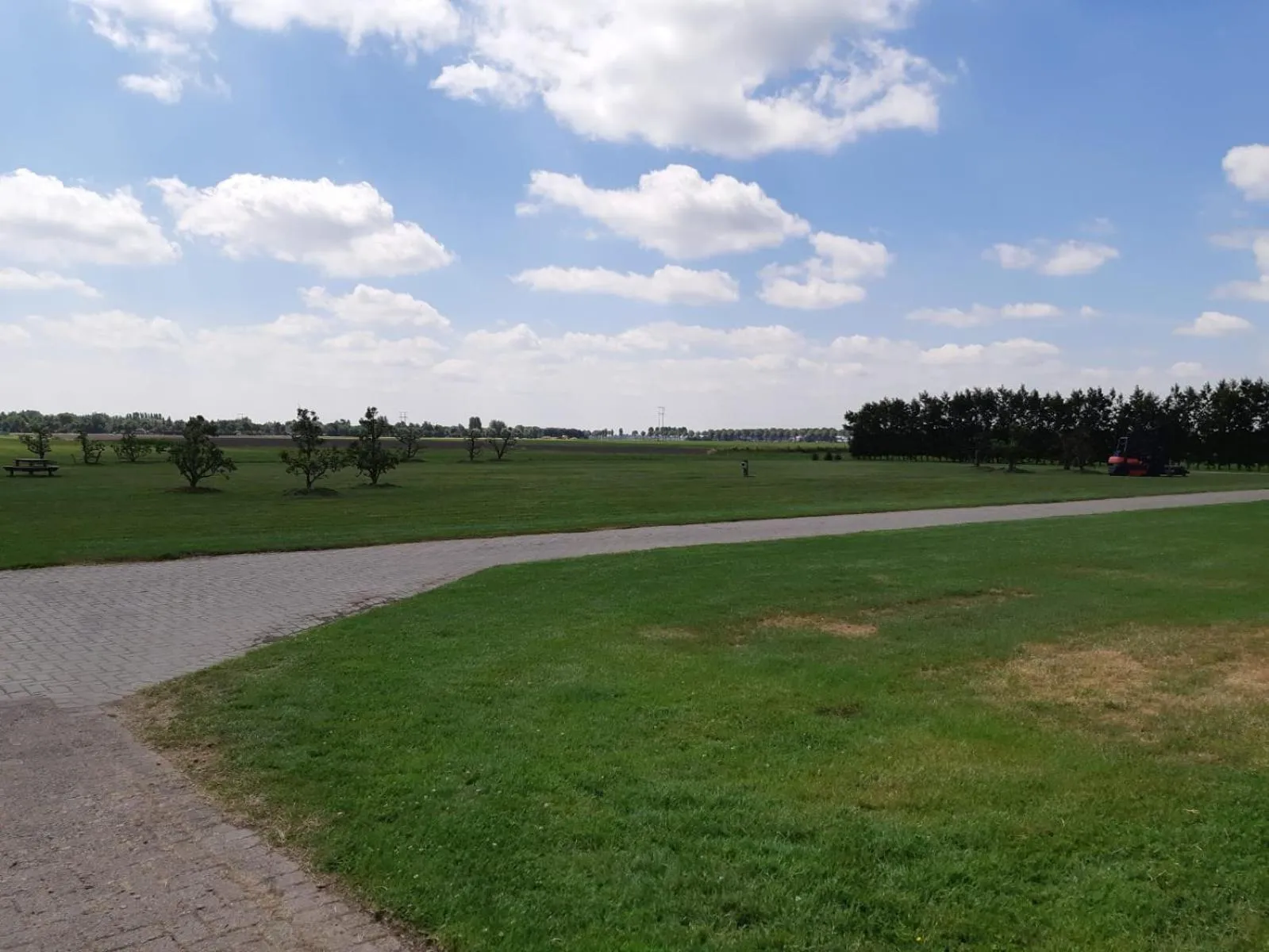 Garden view in lodge 61 hotel aan het water