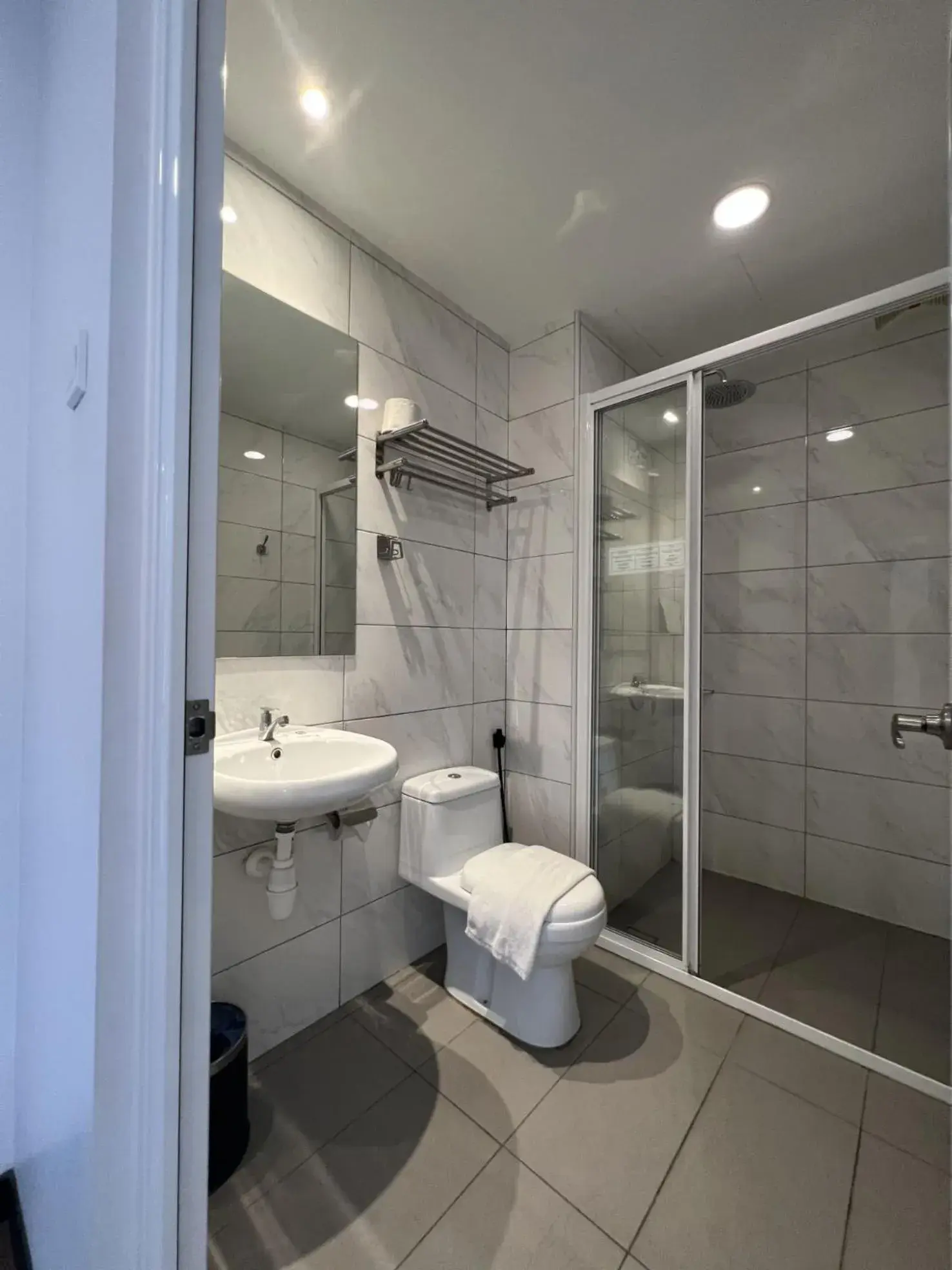 Bathroom in ZONE Hotels, Telok Panglima Garang