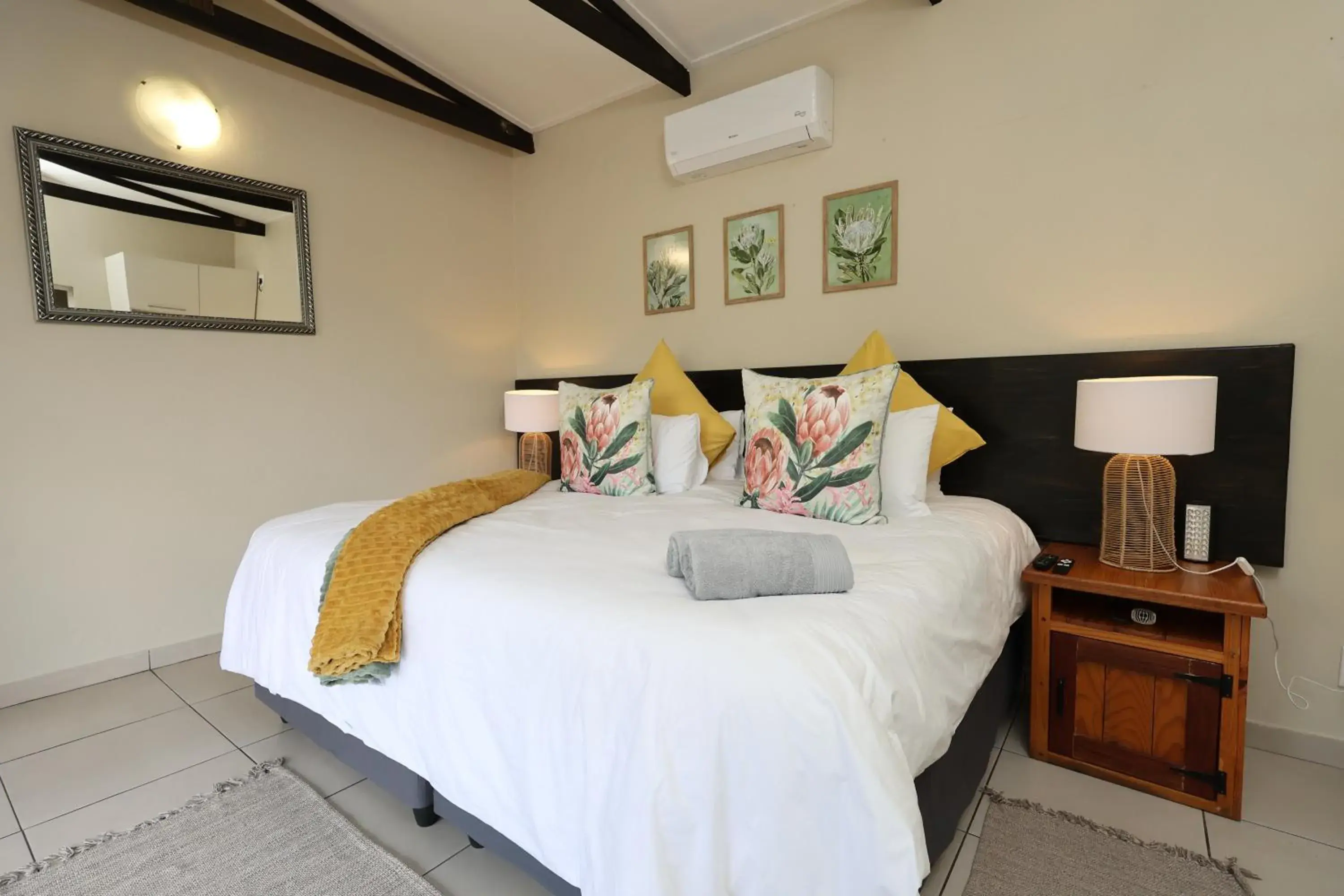 Deluxe Double Room with Shower - single occupancy in Hhusha Hhusha Deluxe Double Room with Shower - single occupancy in Hhusha Hhusha