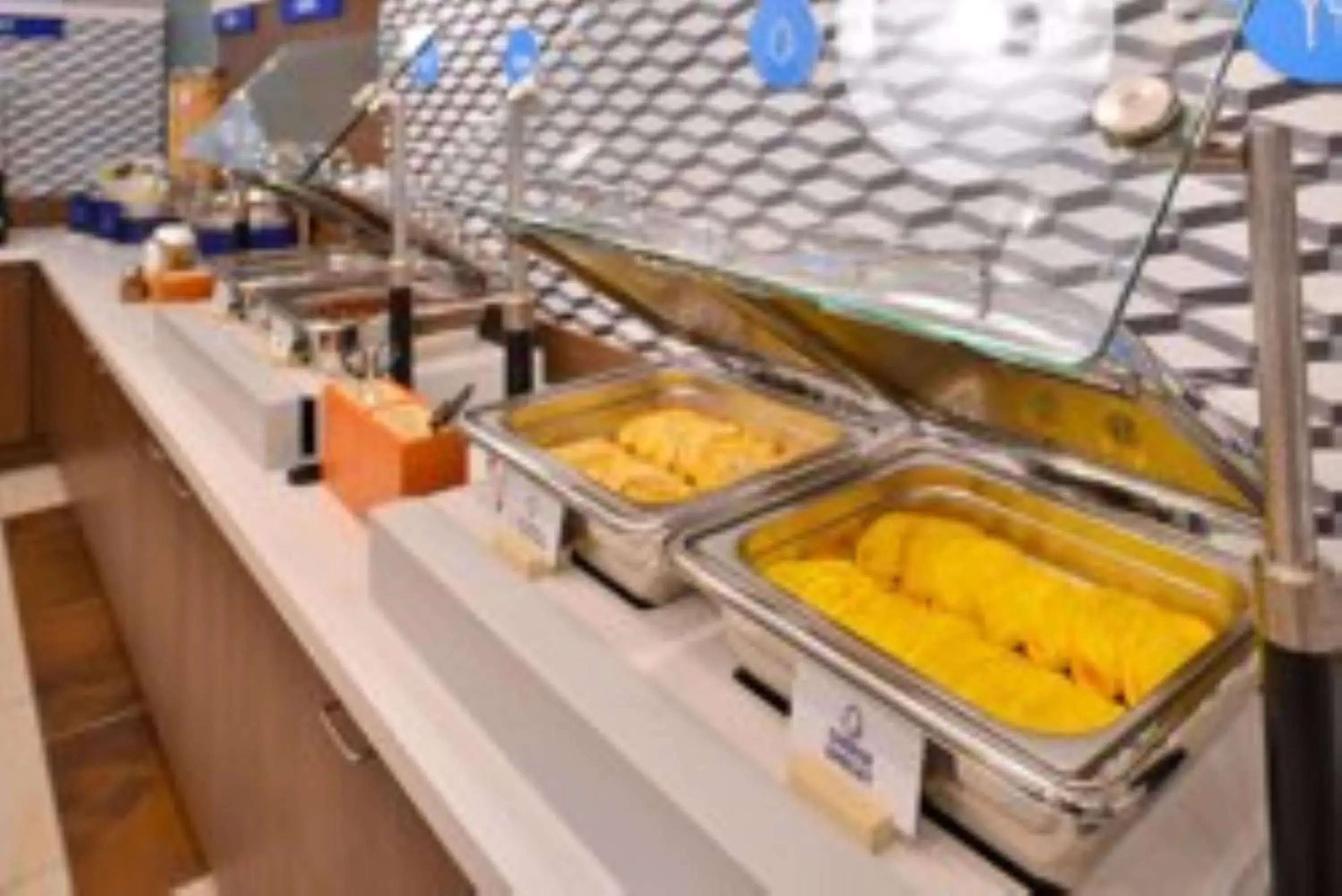 Restaurant/places to eat in Holiday Inn Express La Mesa Near SDSU by IHG Restaurant/places to eat in Holiday Inn Express La Mesa Near SDSU by IHG