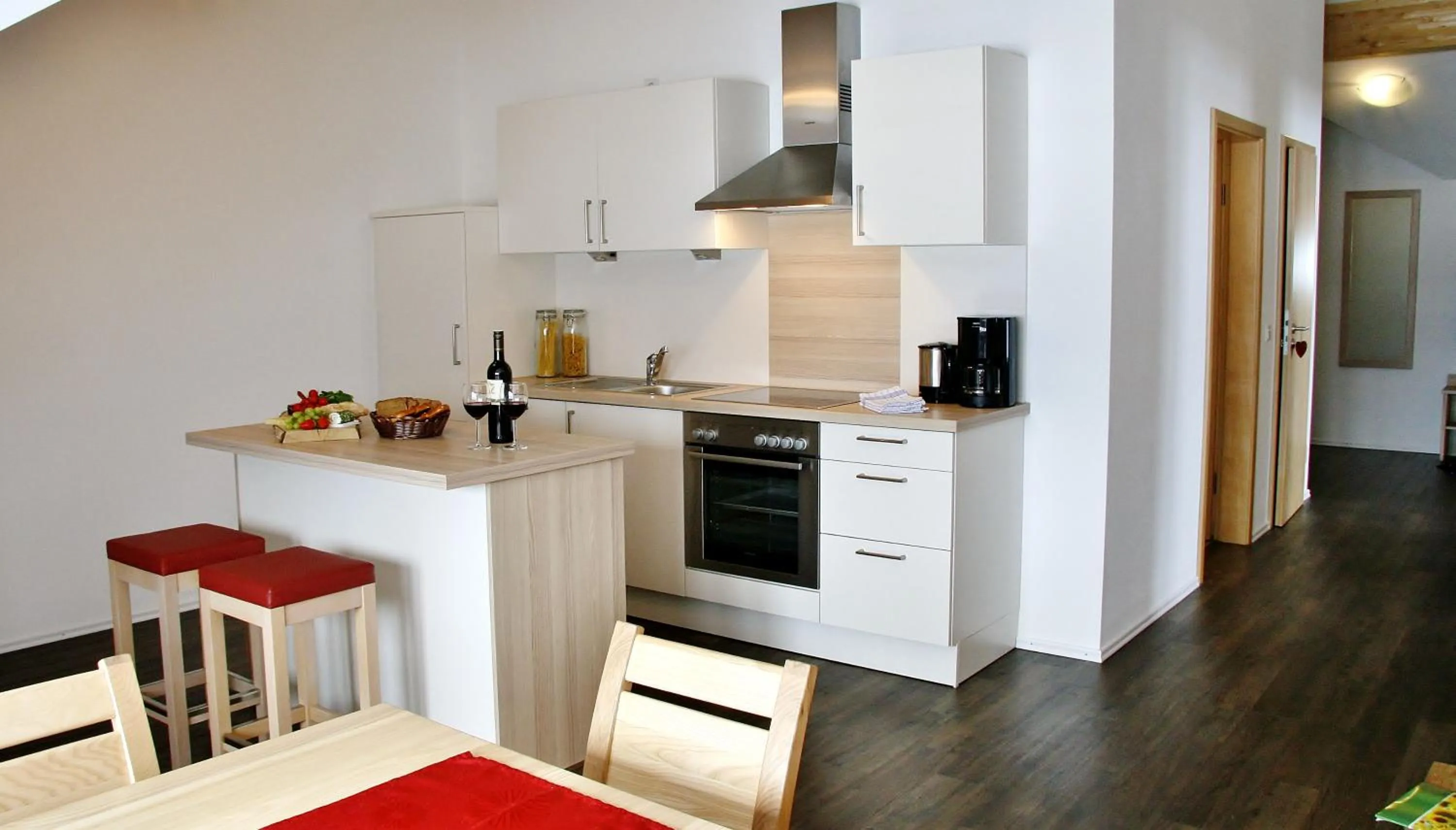 Kitchen or kitchenette in Seehotel und Appartements Schnöller