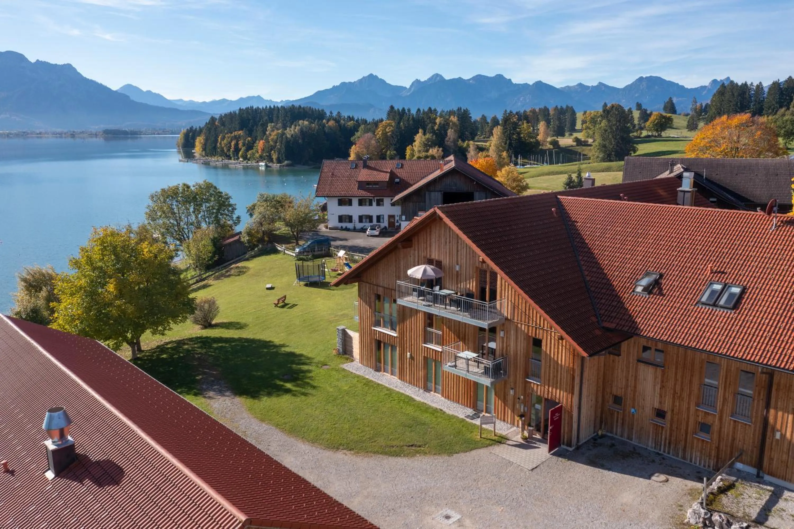 Property building in Seehotel und Appartements Schnöller