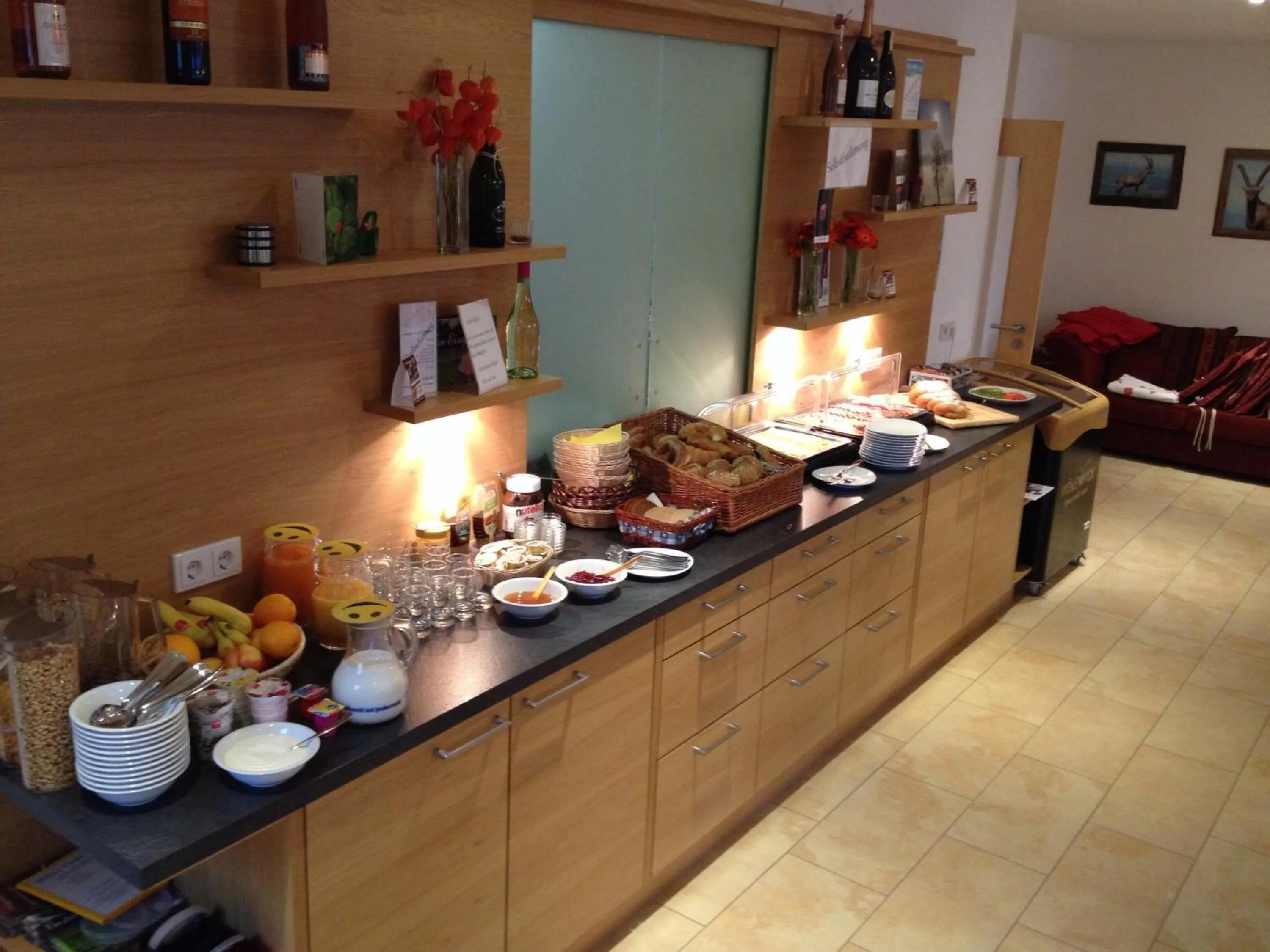 Breakfast in Seehotel und Appartements Schnöller