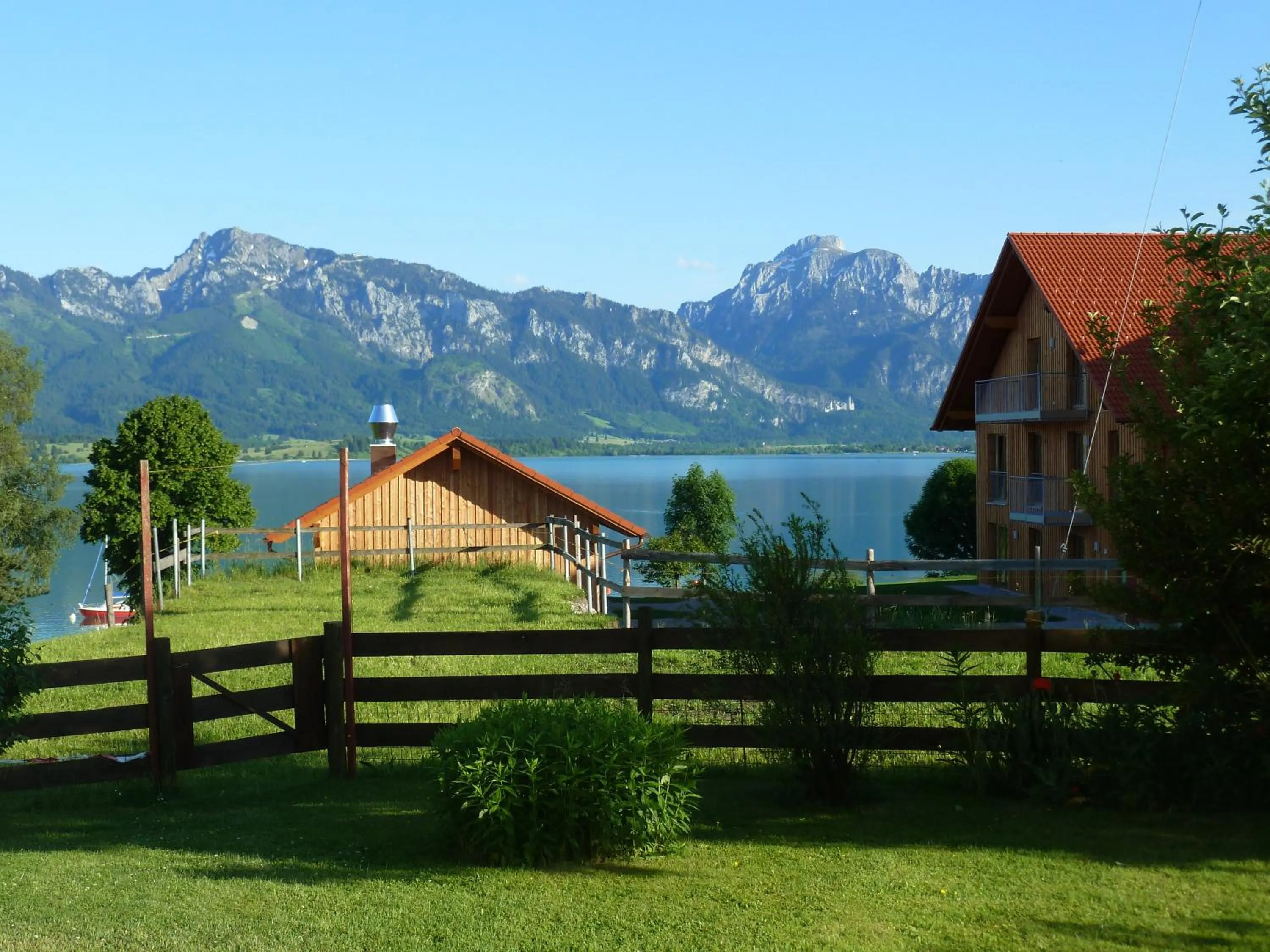 Property building in Seehotel und Appartements Schnöller