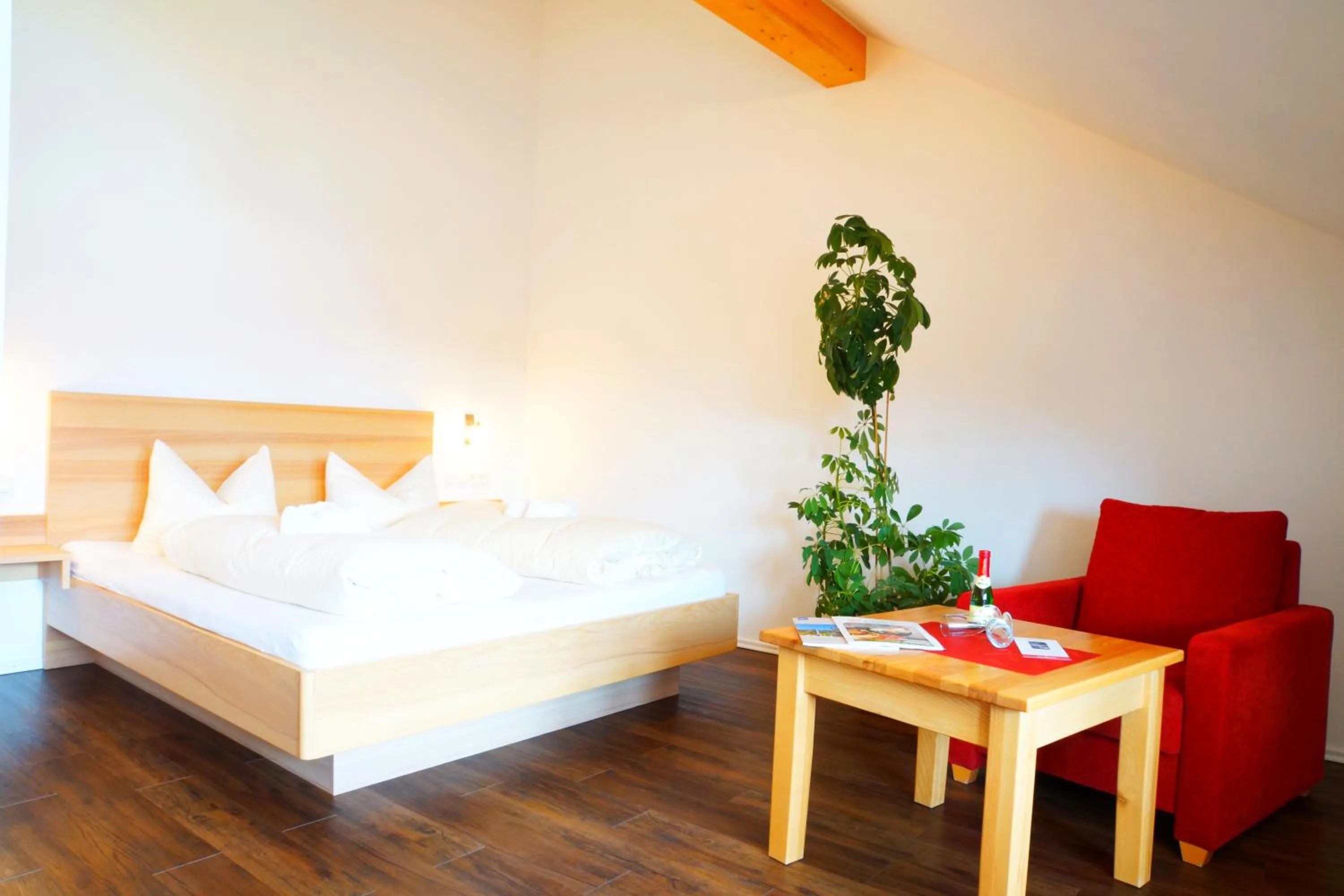 Bed in Seehotel und Appartements Schnöller