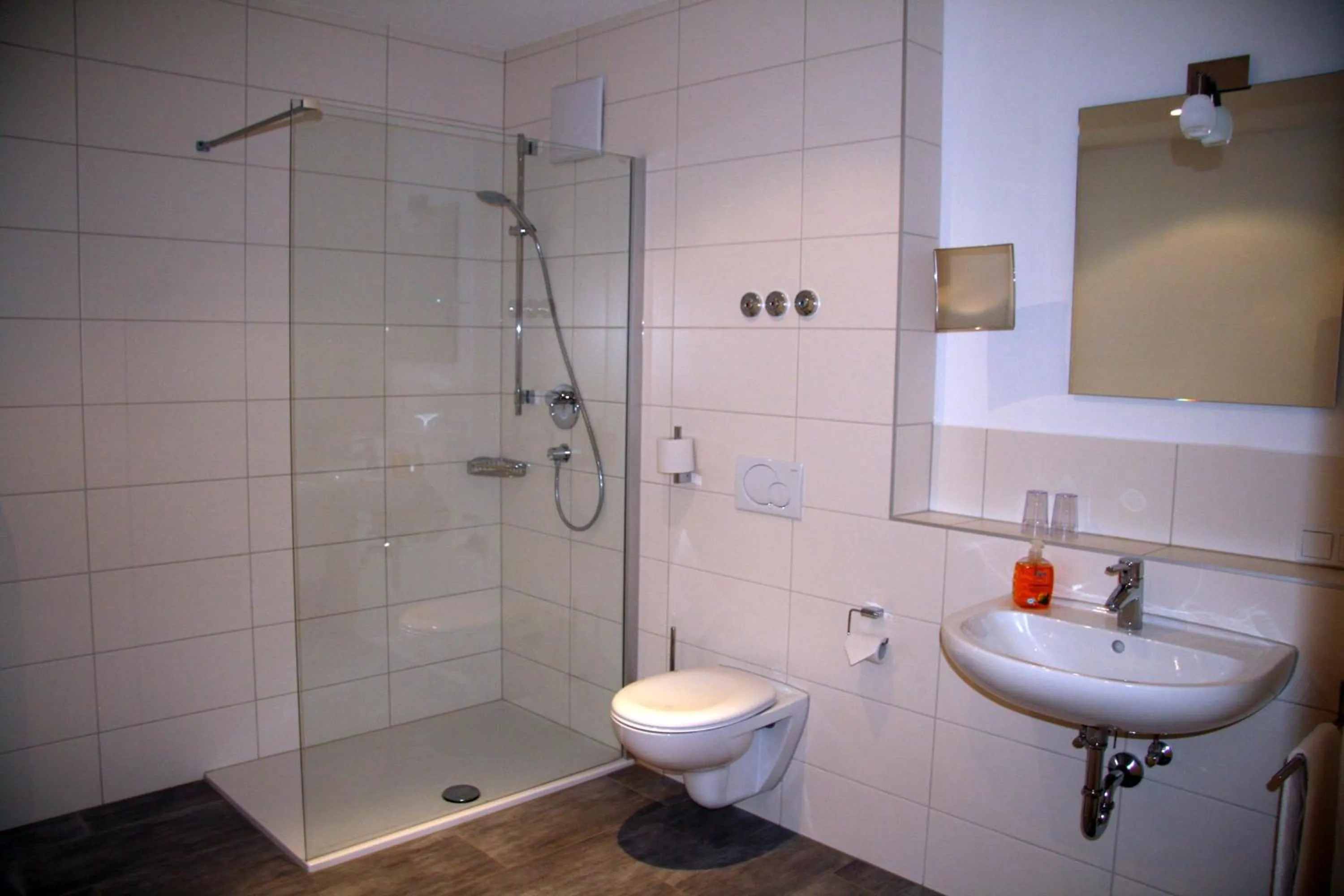 Bathroom in Seehotel und Appartements Schnöller