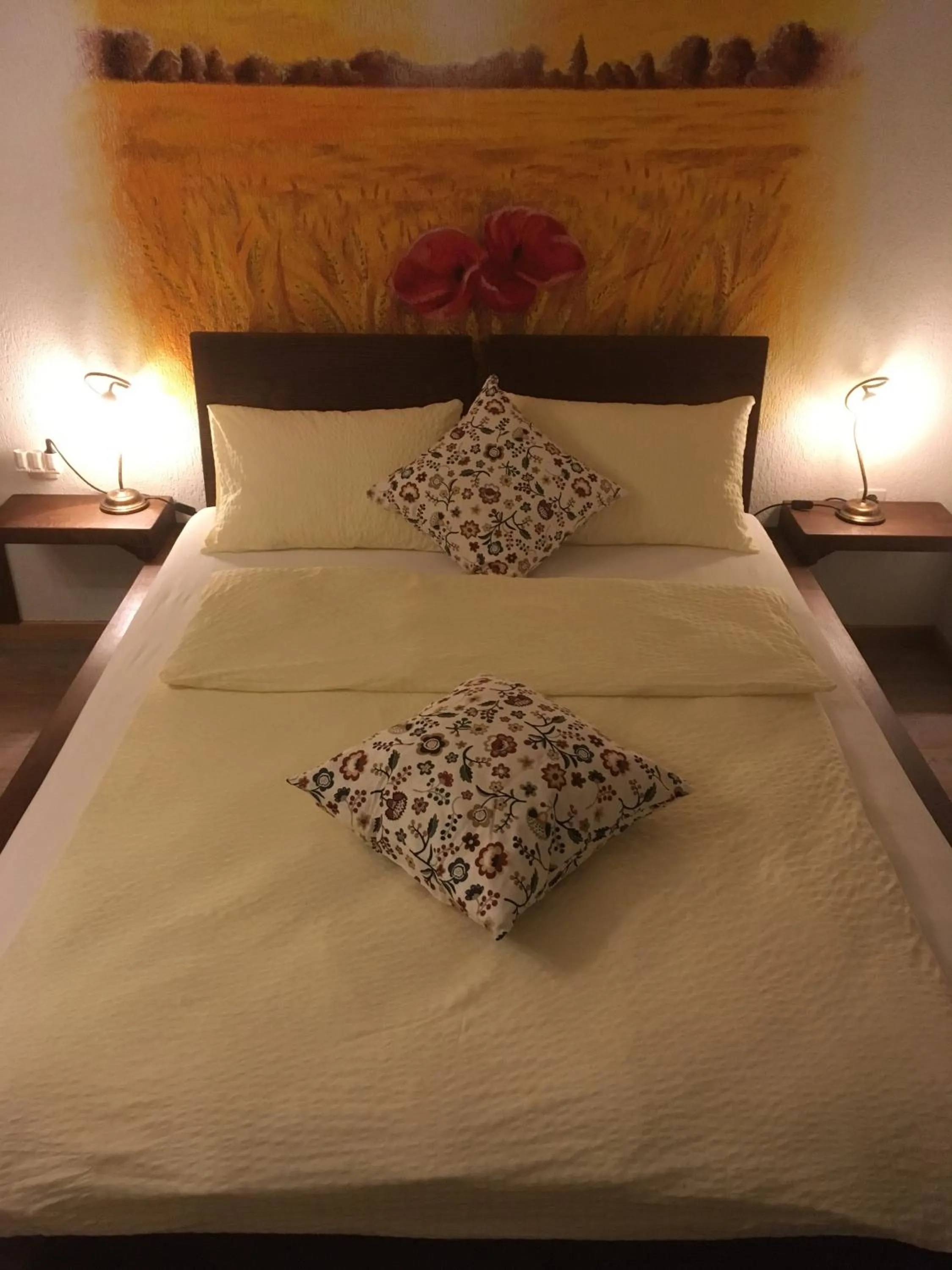 Decorative detail, Bed in Al Boccalino Bed&Breakfast