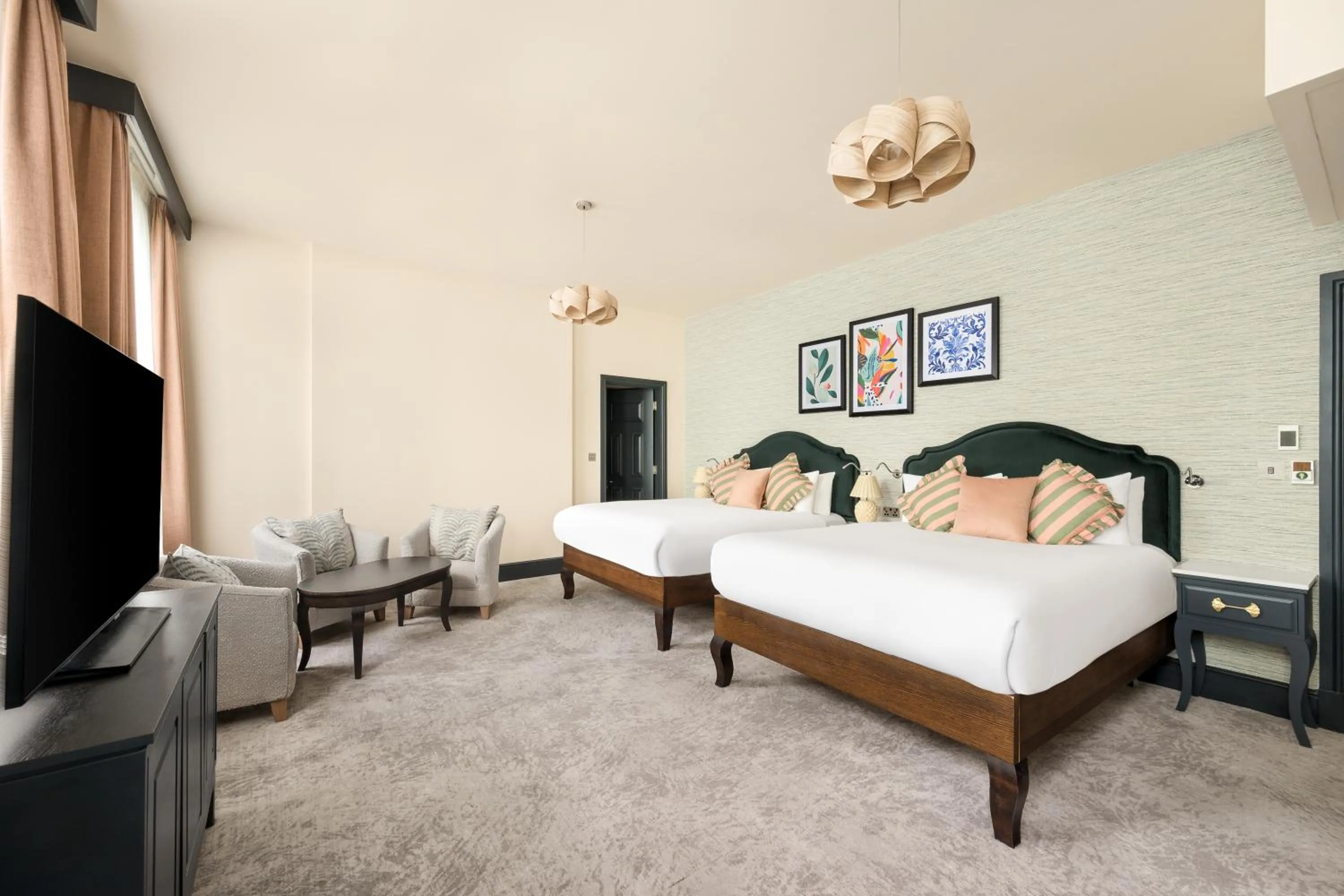 Bed in Hotel Indigo London - Kensington by IHG